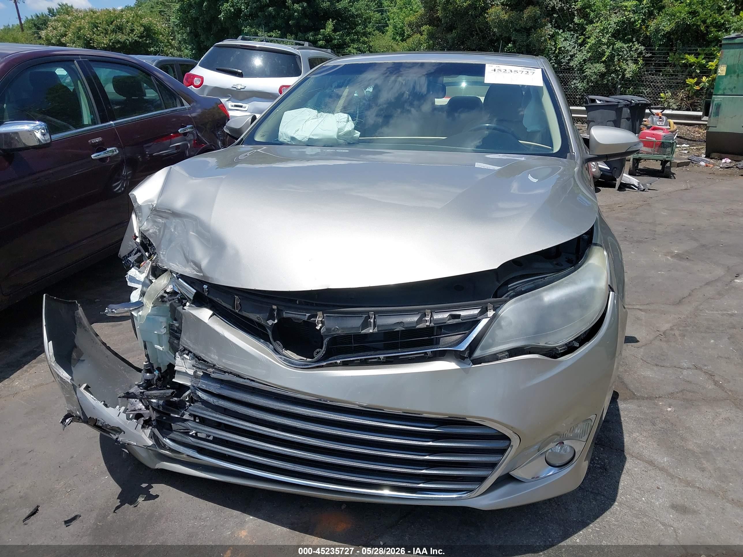 2013 Toyota Avalon Limited Gold vin: 4T1BK1EB9DU030238
