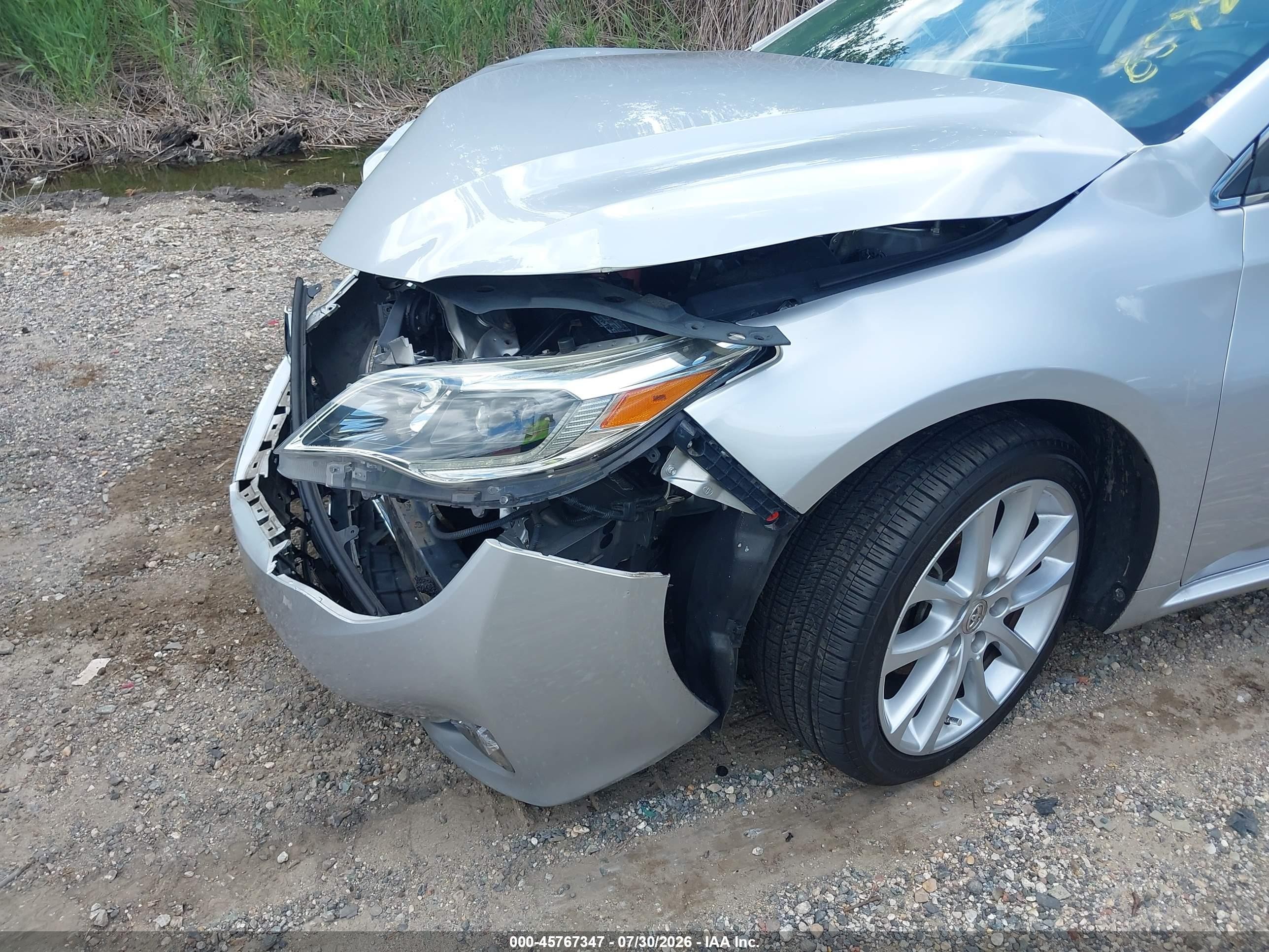 2013 Toyota Avalon Limited Серебряный vin: 4T1BK1EB9DU044379