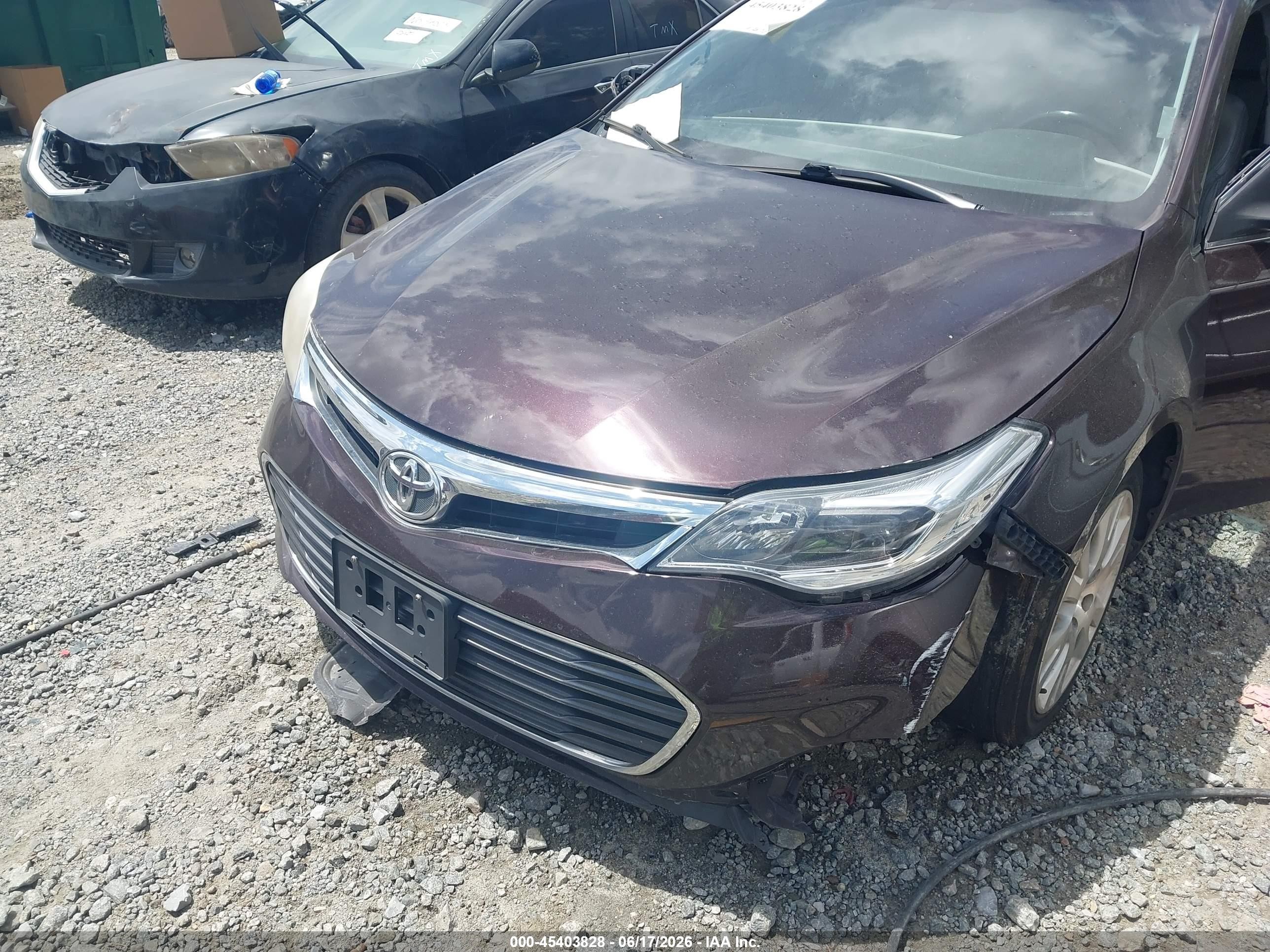 2013 Toyota Avalon   Burgundy vin: 4T1BK1EB9DU048447