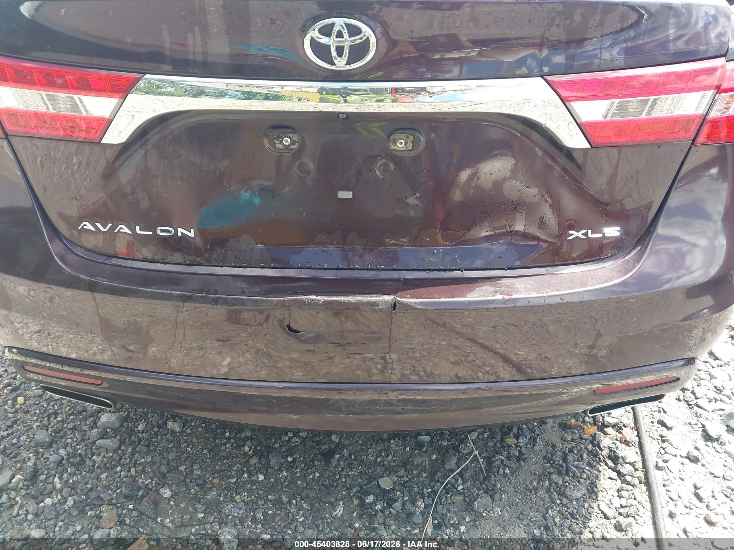 2013 Toyota Avalon   Burgundy vin: 4T1BK1EB9DU048447