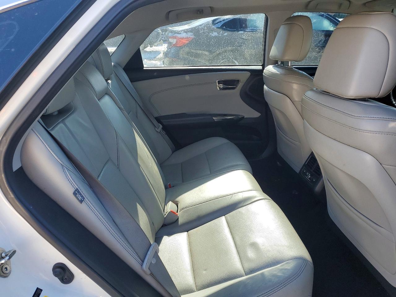 2015 Toyota Avalon Limited White vin: 4T1BK1EB9FU150687
