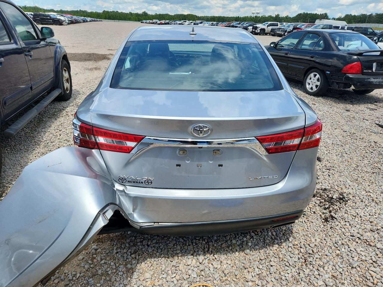 2015 Toyota Avalon Limited Silver vin: 4T1BK1EB9FU158482