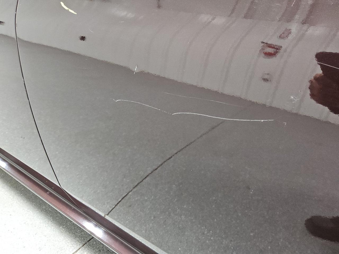 2015 Toyota Avalon Limited Maroon vin: 4T1BK1EB9FU160281 Damage: Left Rear Door, Multiple Dents/Paint Damage, 2