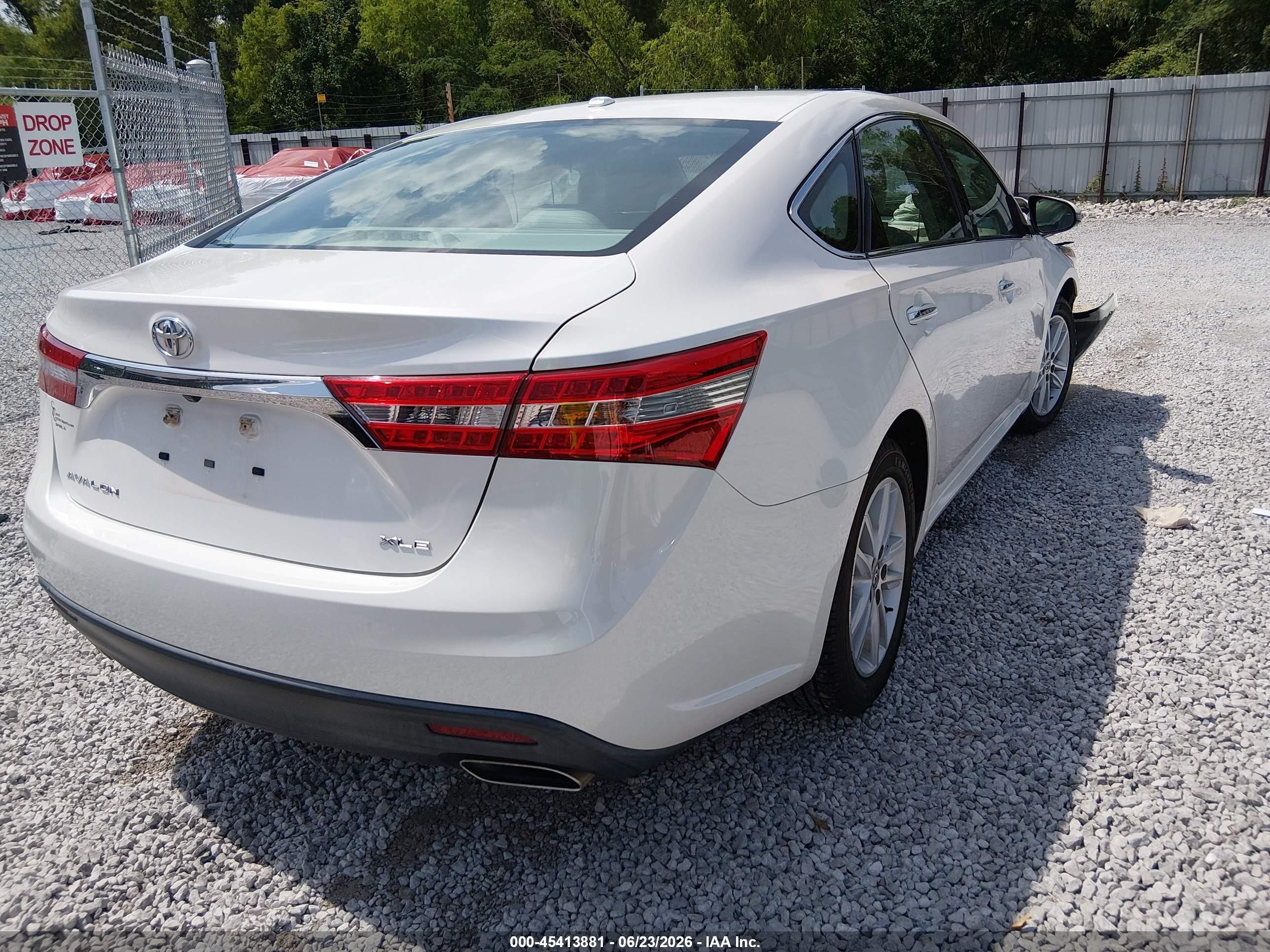 2015 Toyota Avalon Xle White vin: 4T1BK1EB9FU162385