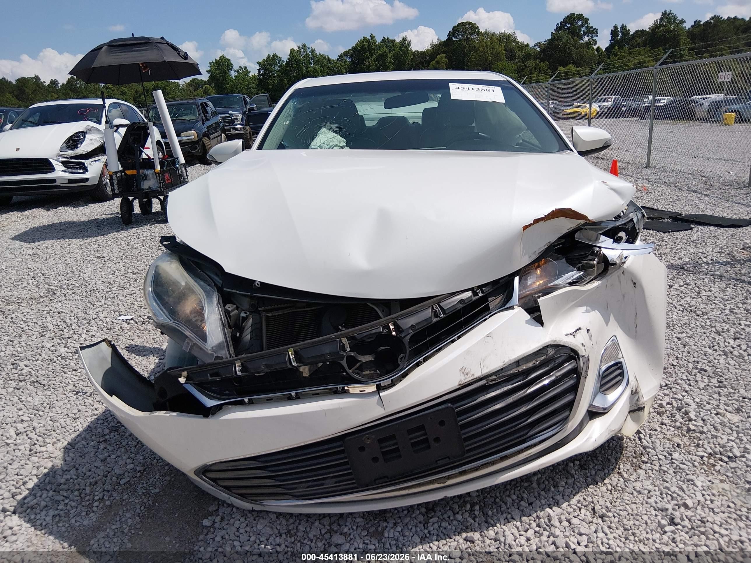 2015 Toyota Avalon Xle White vin: 4T1BK1EB9FU162385
