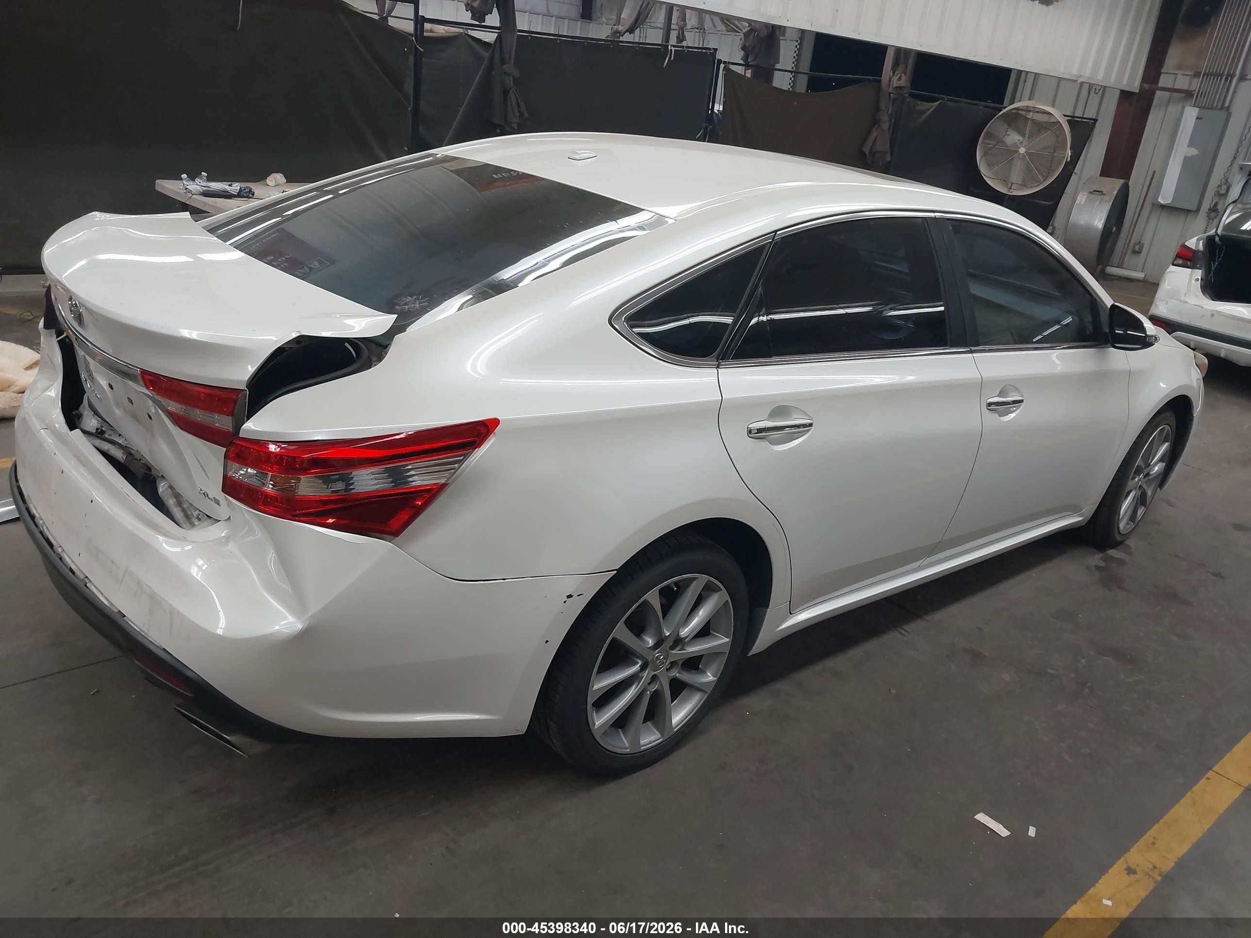 2015 Toyota Avalon Xle Touring Белый vin: 4T1BK1EB9FU170907