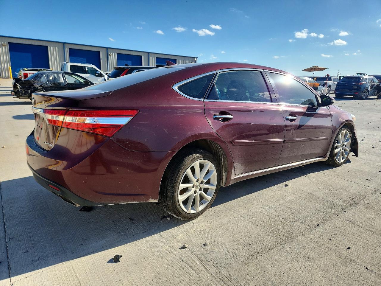 2015 Toyota Avalon Limited Burgundy vin: 4T1BK1EB9FU174908