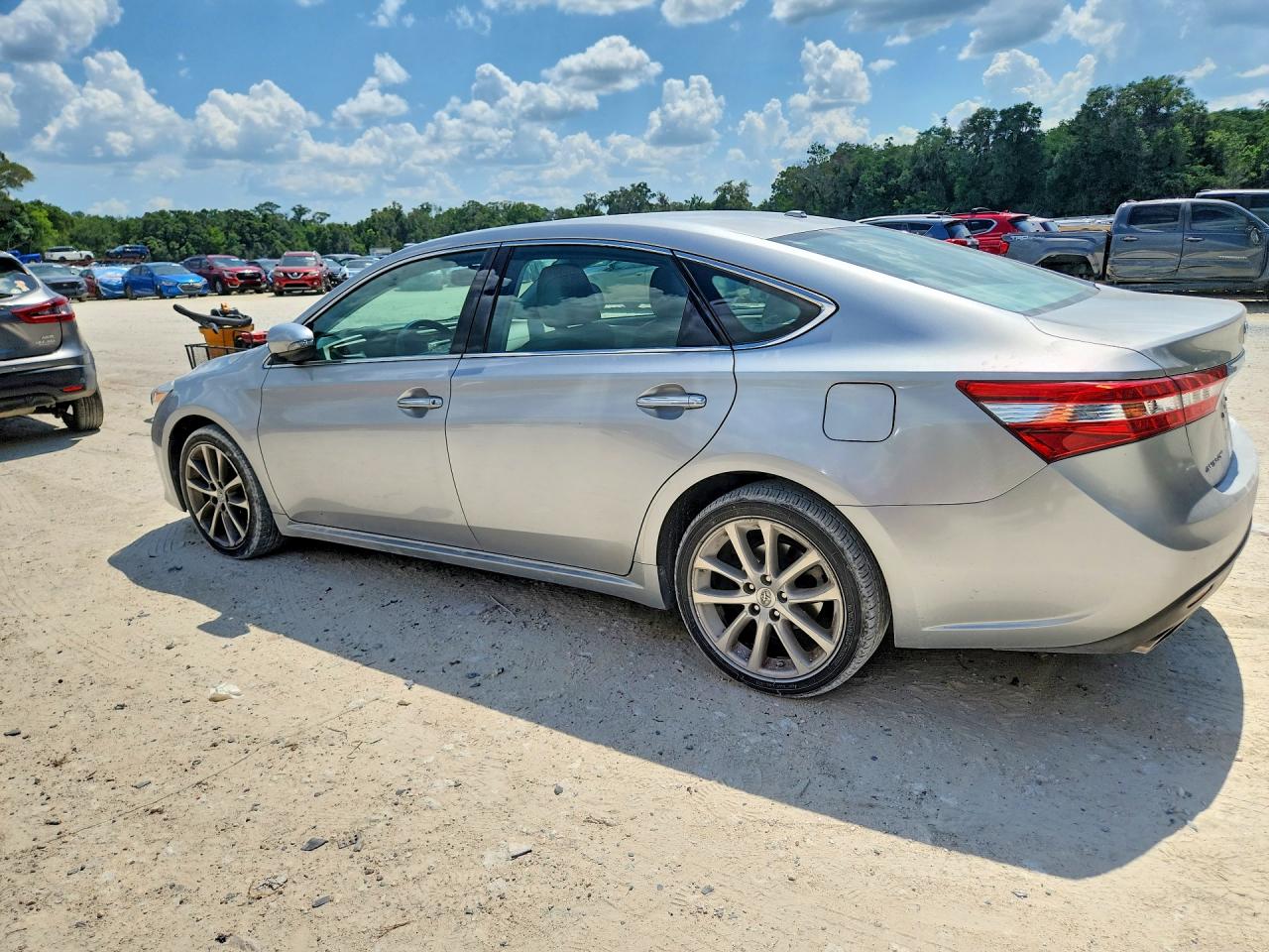 2015 Toyota Avalon Xle Touring Silver vin: 4T1BK1EB9FU184225