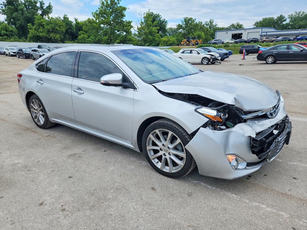 2013 Toyota Avalon Limited Silver vin: 4T1BK1EBXDU020396