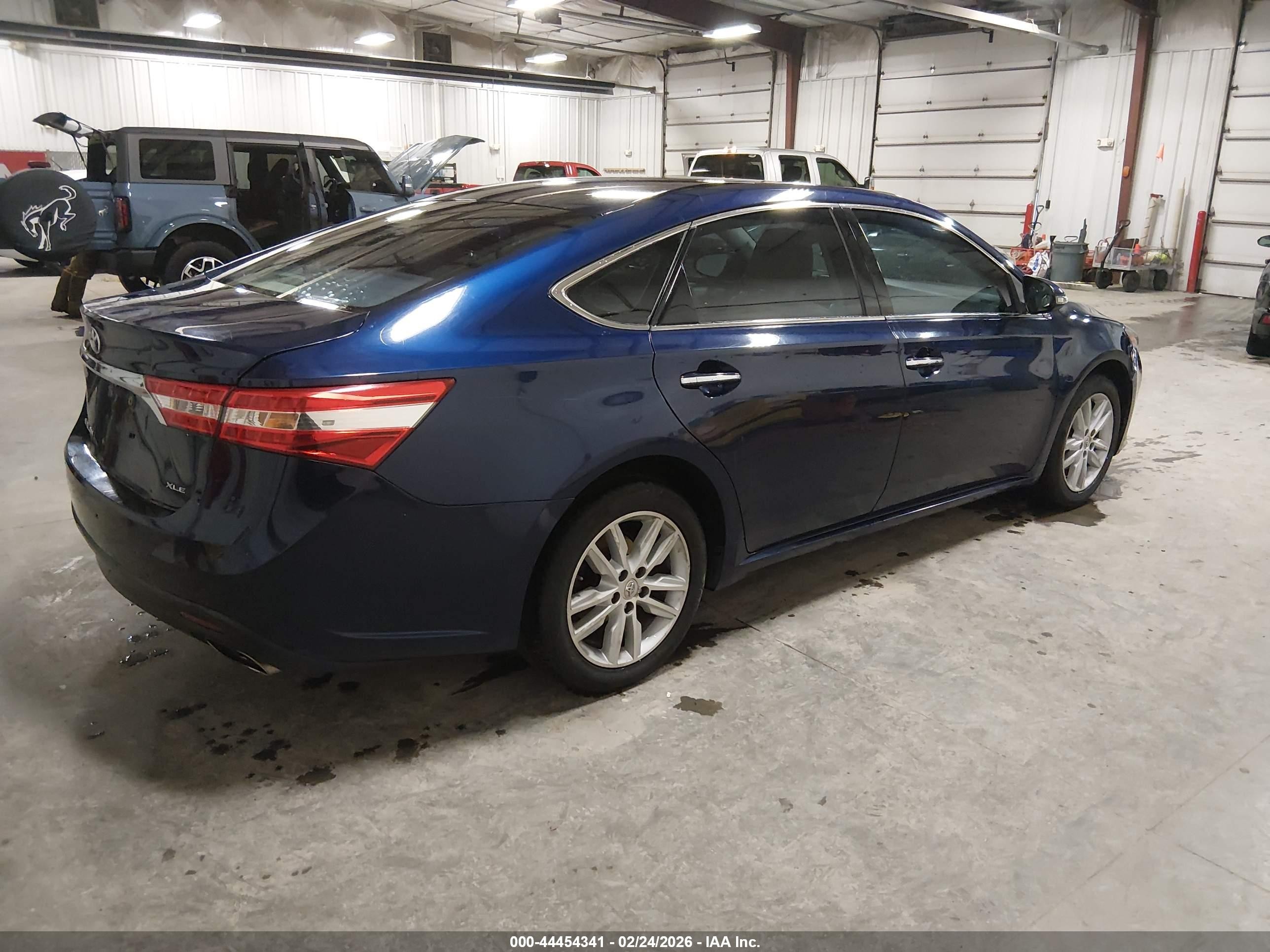 2013 Toyota Avalon Xle Blue vin: 4T1BK1EBXDU059375