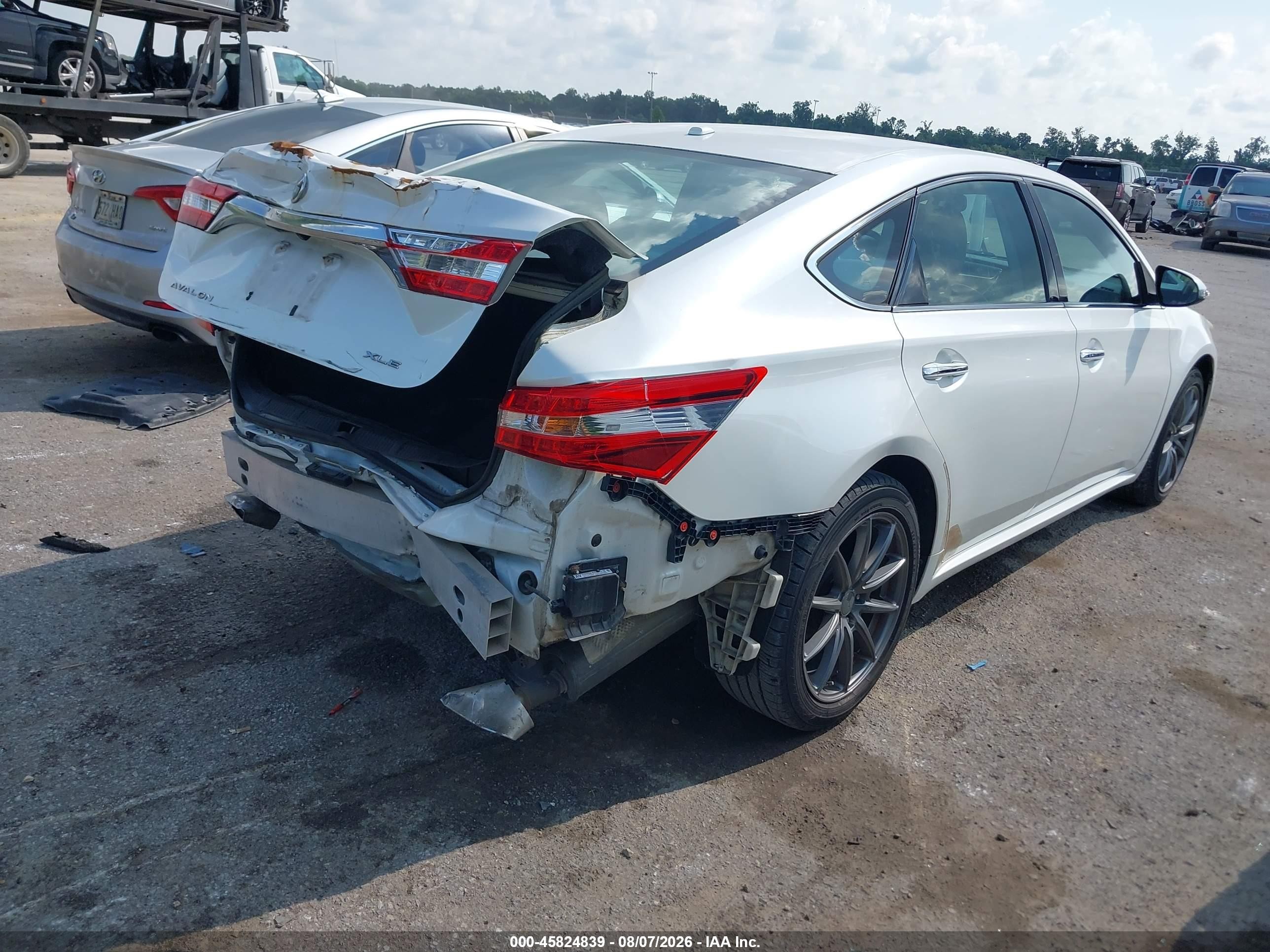 2014 Toyota Avalon Xle Touring White vin: 4T1BK1EBXEU090305