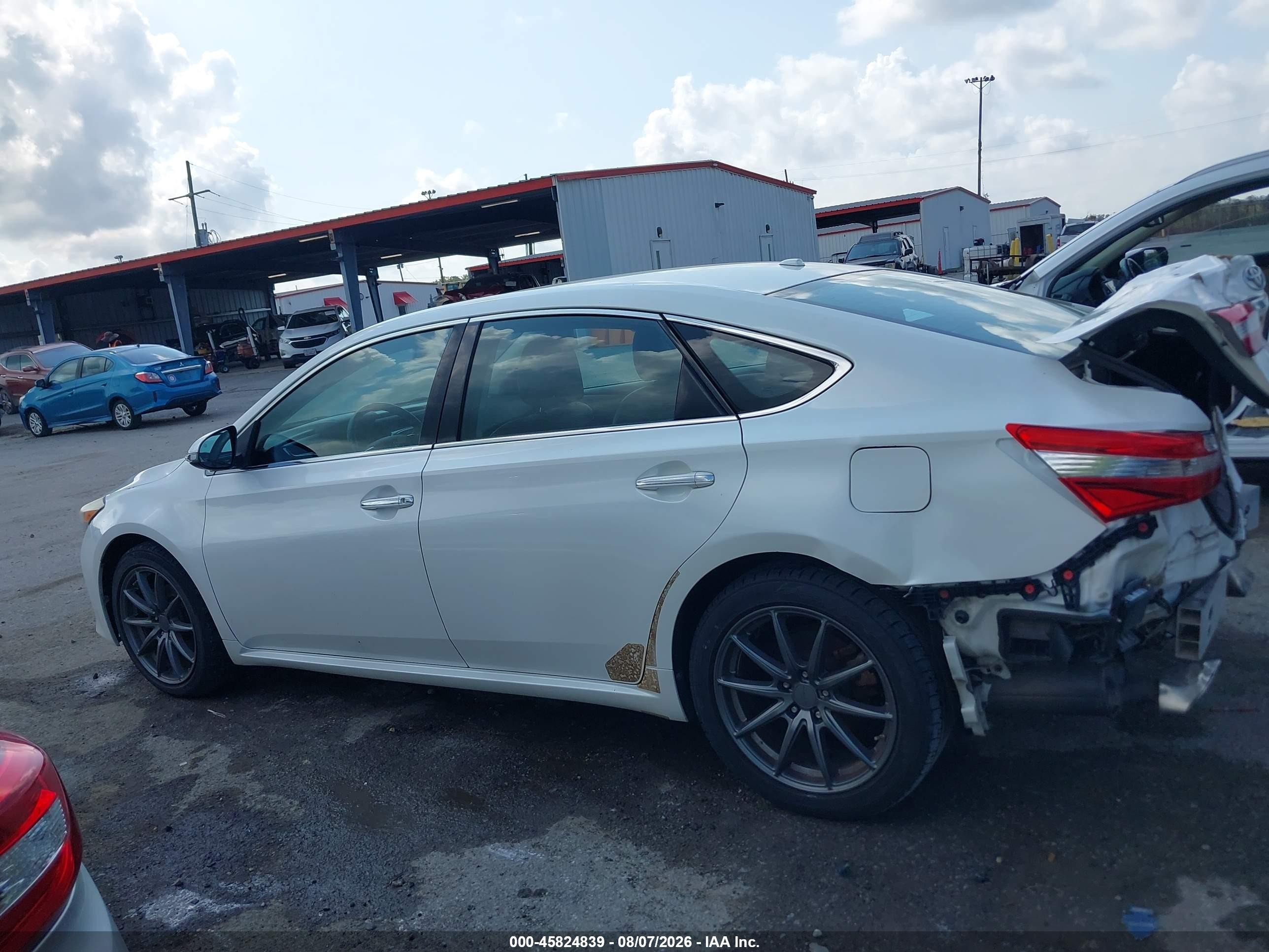 2014 Toyota Avalon Xle Touring White vin: 4T1BK1EBXEU090305