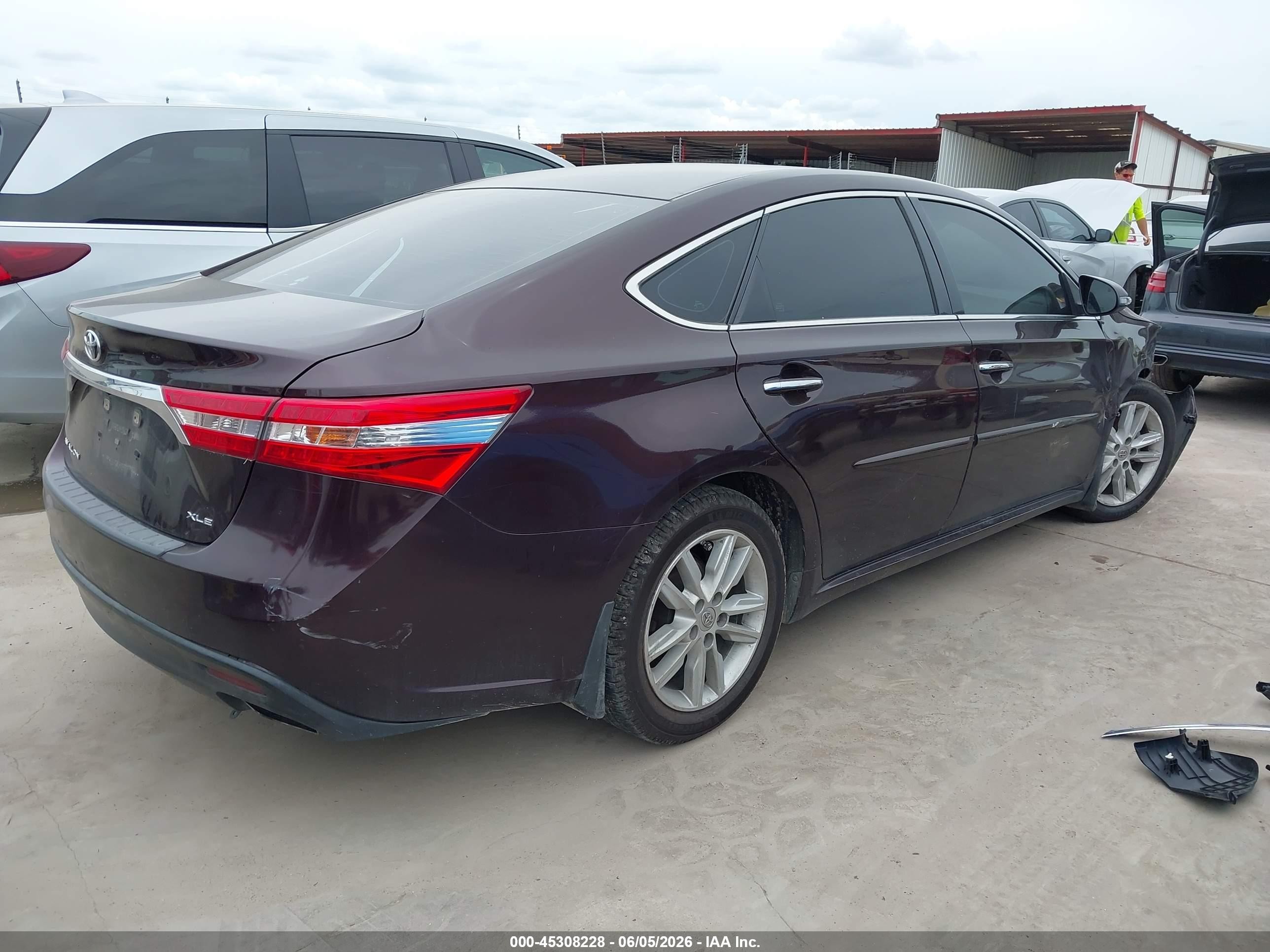 2014 Toyota Avalon Xle Maroon vin: 4T1BK1EBXEU116188
