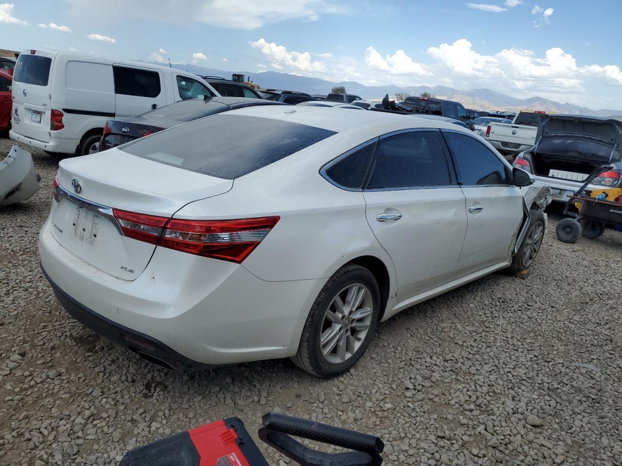 2015 Toyota Avalon Xle White vin: 4T1BK1EBXFU148706