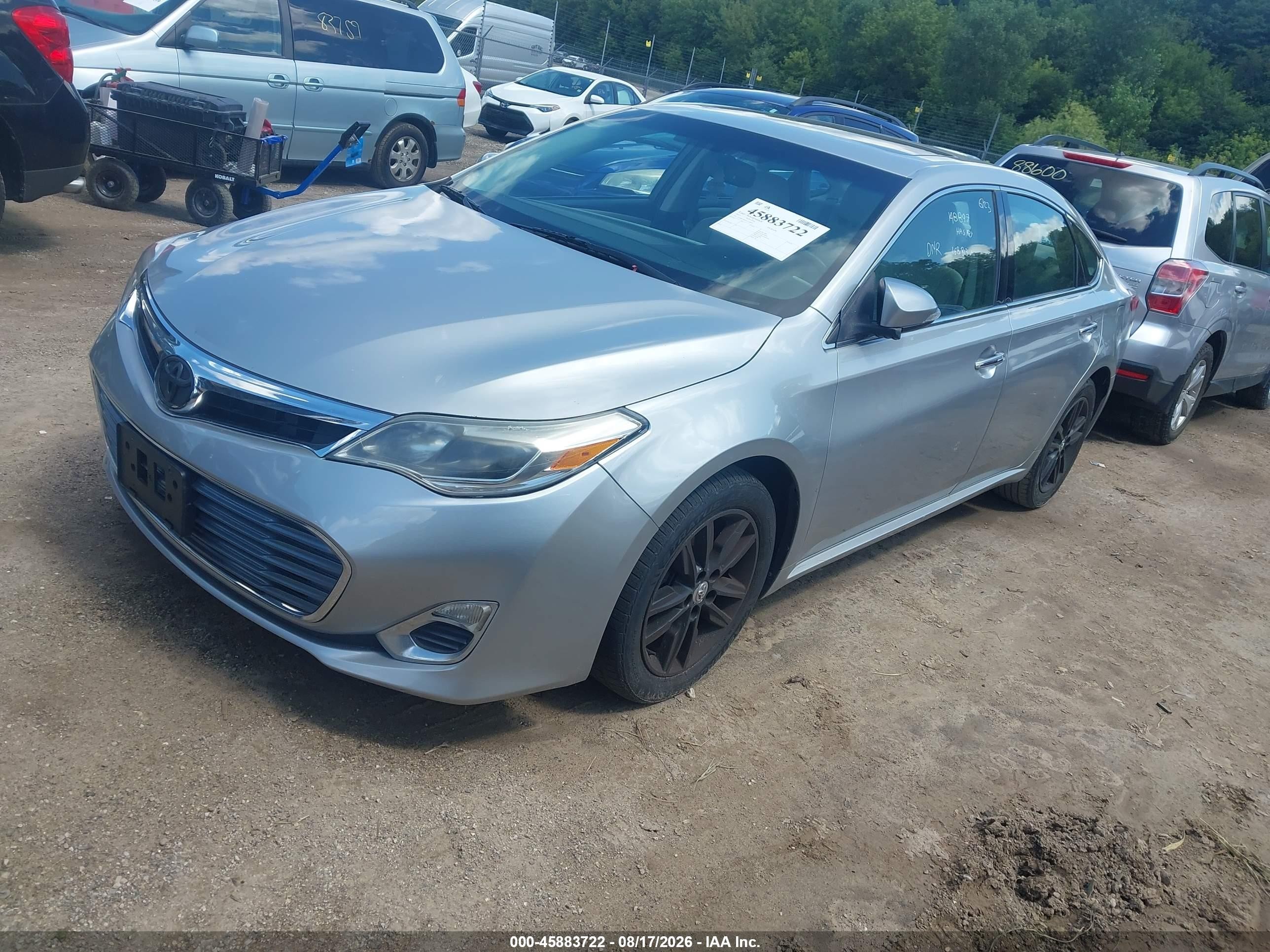 2015 Toyota Avalon   Silver vin: 4T1BK1EBXFU148897