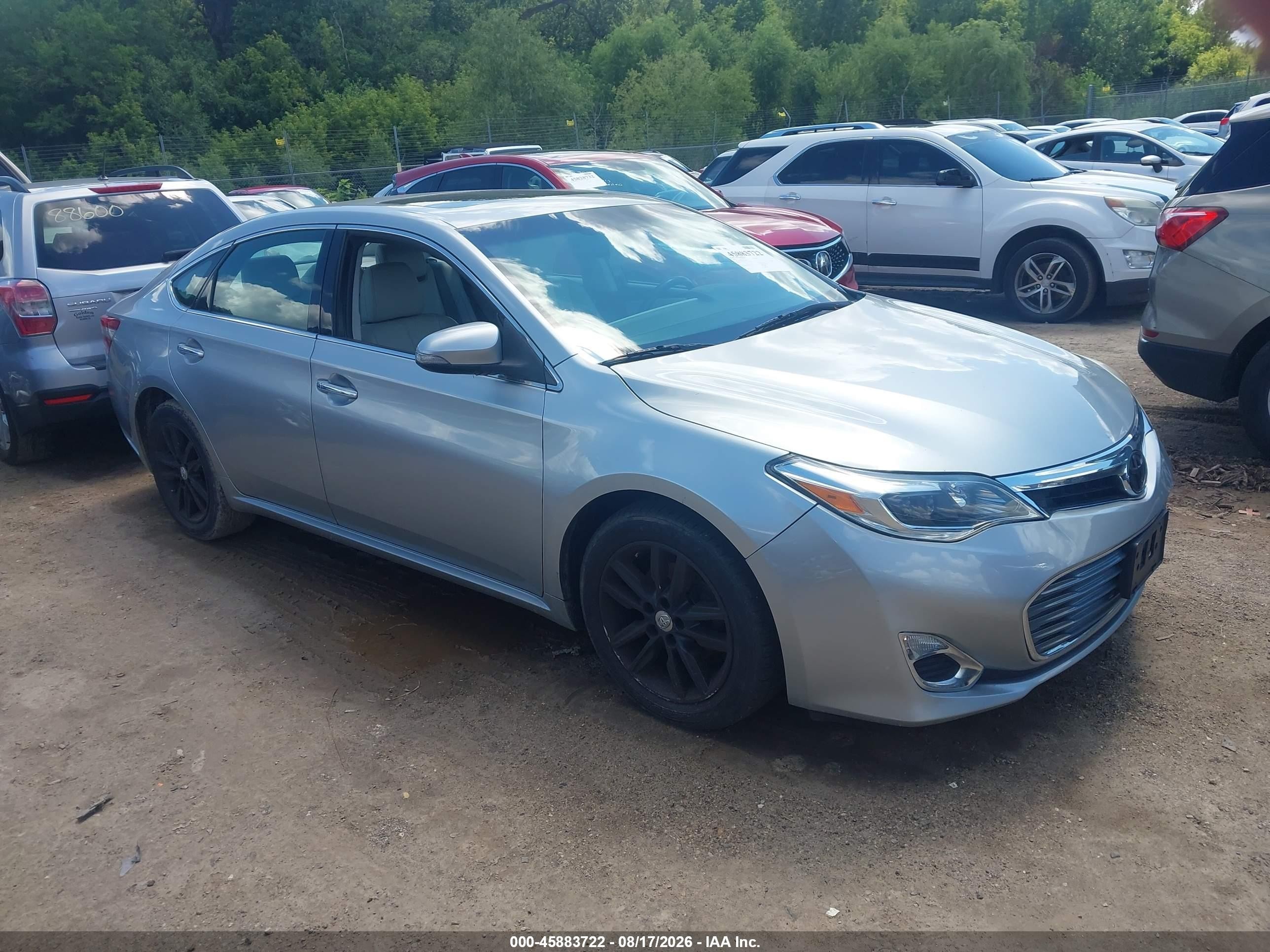 2015 Toyota Avalon   Silver vin: 4T1BK1EBXFU148897