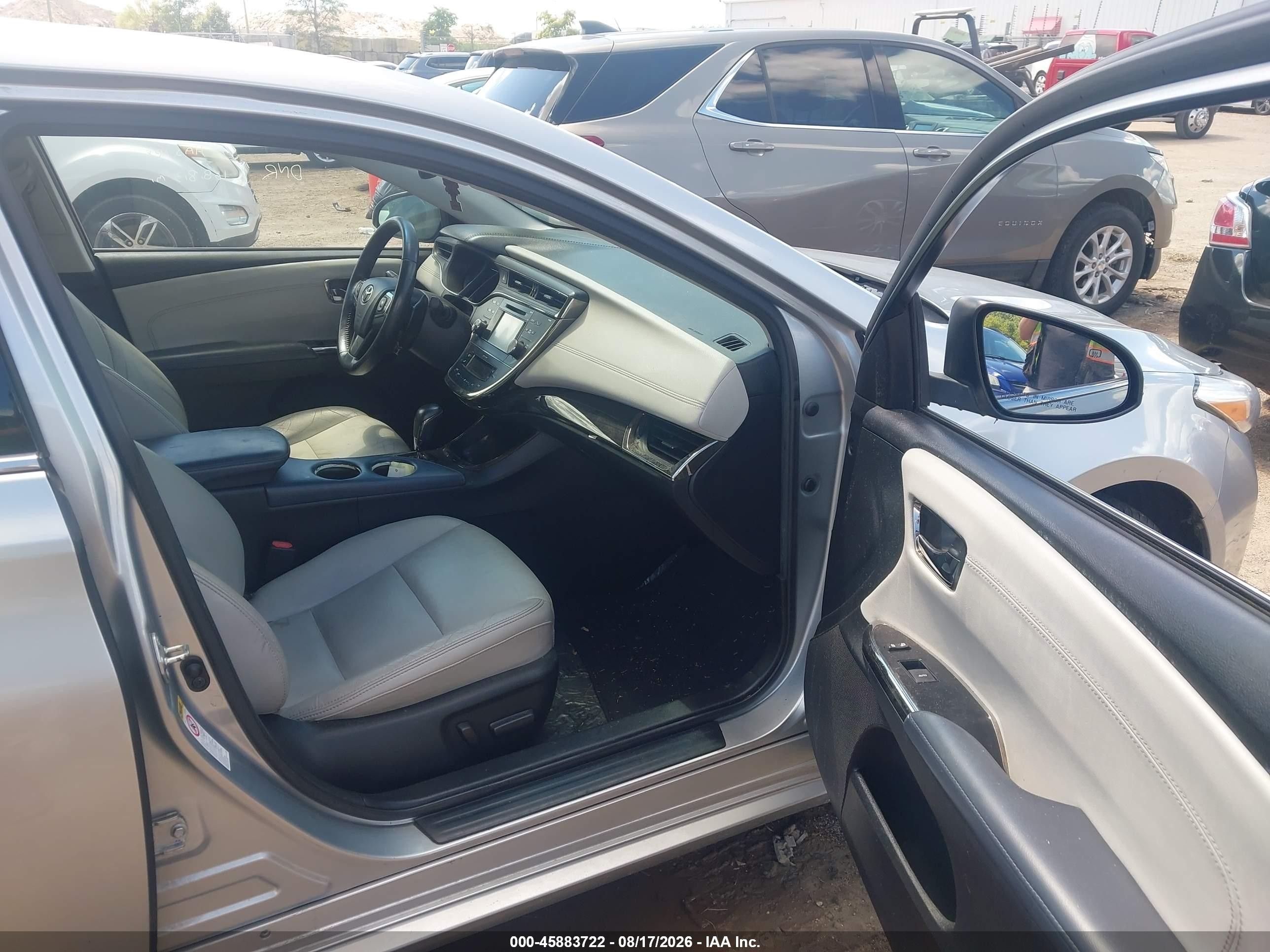 2015 Toyota Avalon   Silver vin: 4T1BK1EBXFU148897