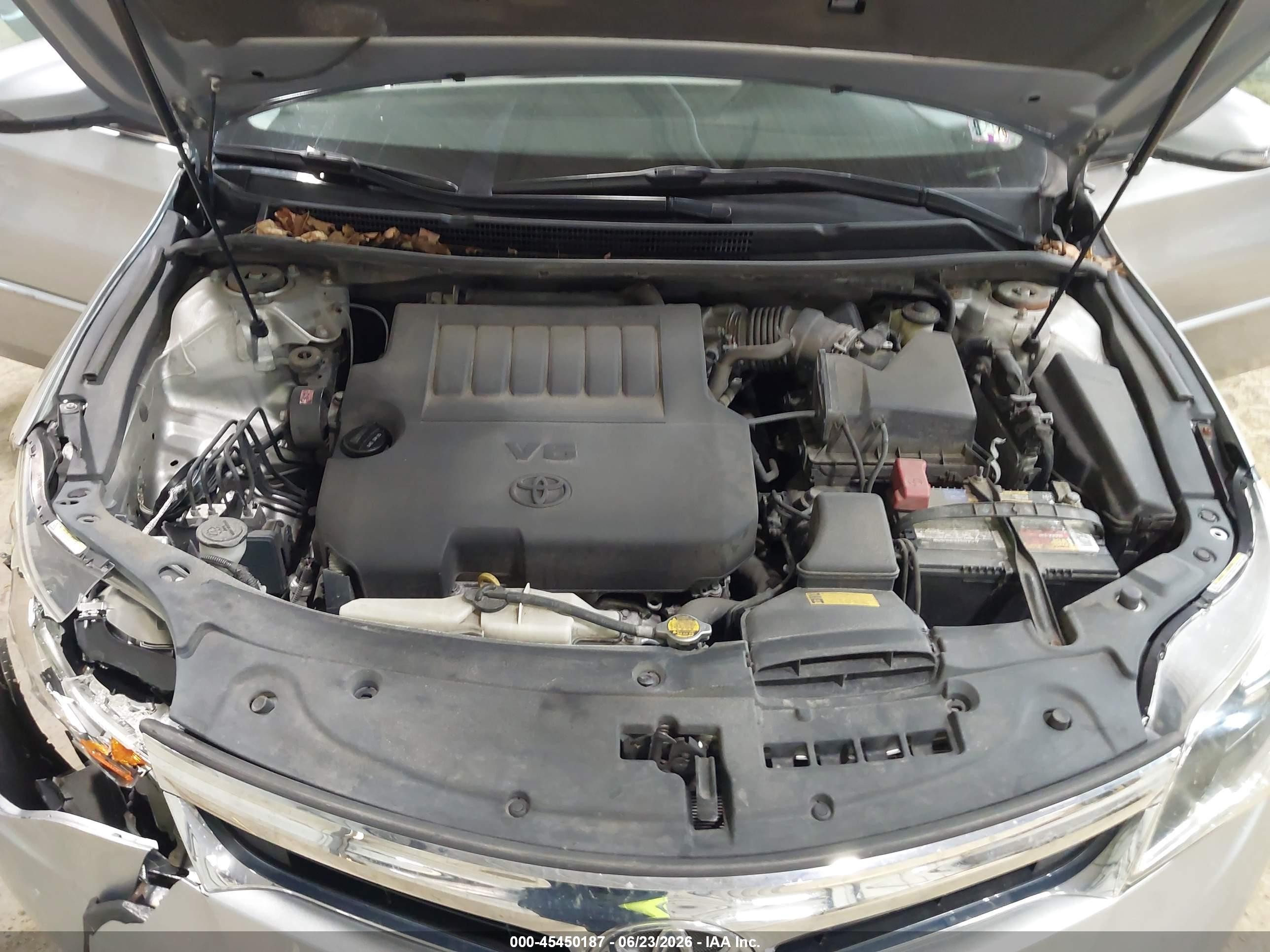 2015 Toyota Avalon Limited Silver vin: 4T1BK1EBXFU160127