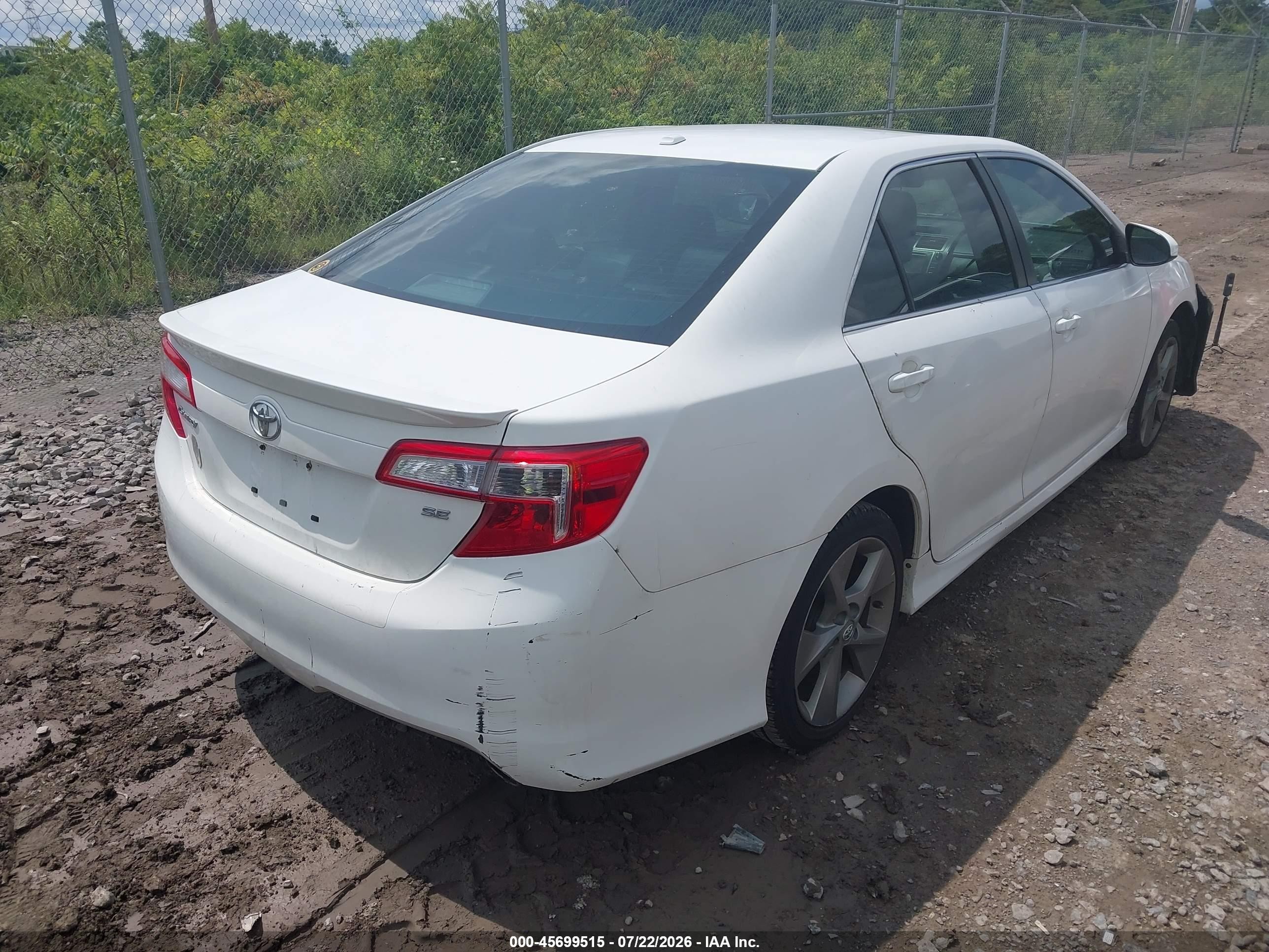 2013 Toyota Camry Se V6 White vin: 4T1BK1FK0DU526107