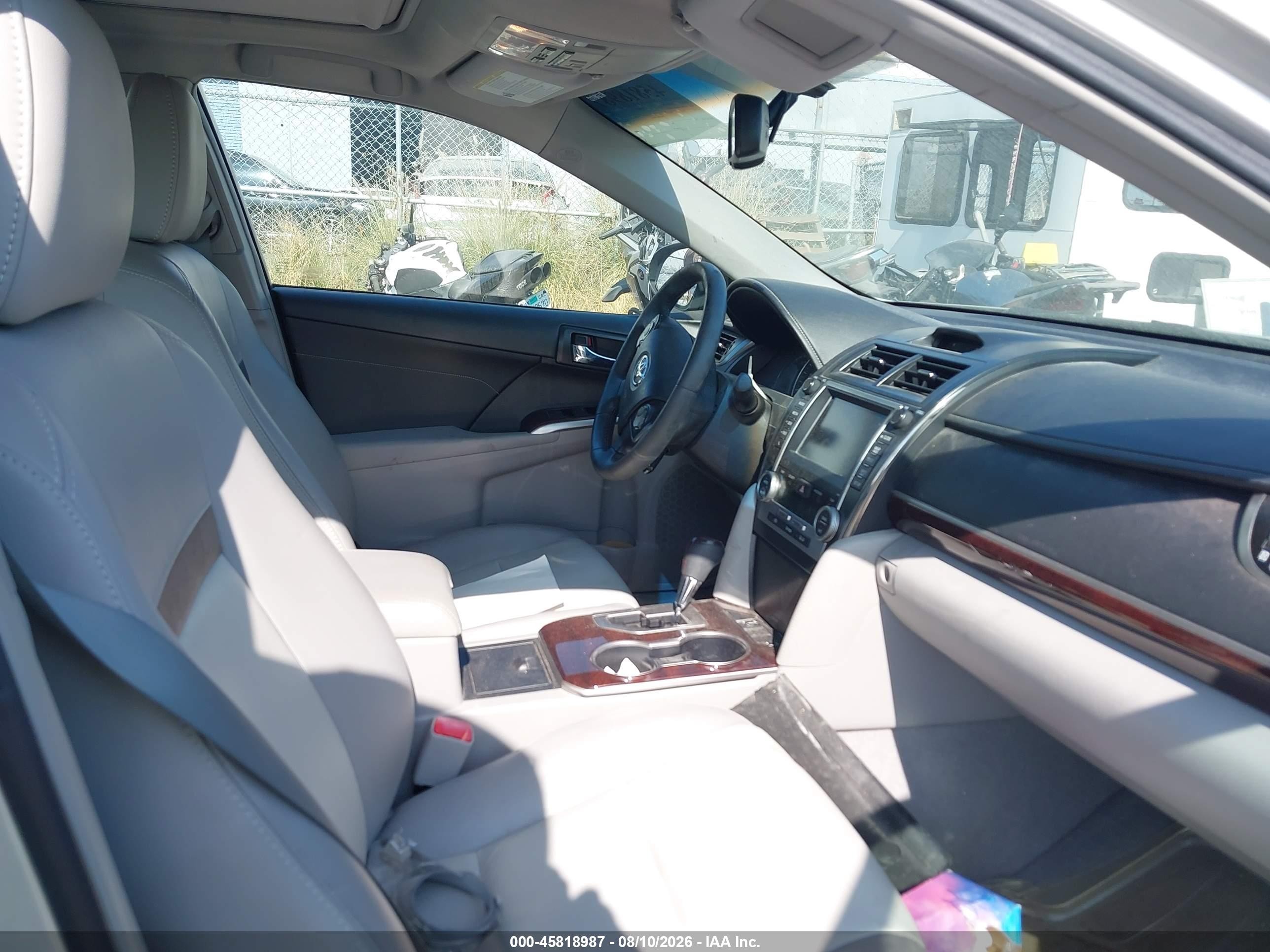 2013 Toyota Camry Xle V6 Silver vin: 4T1BK1FK0DU536880