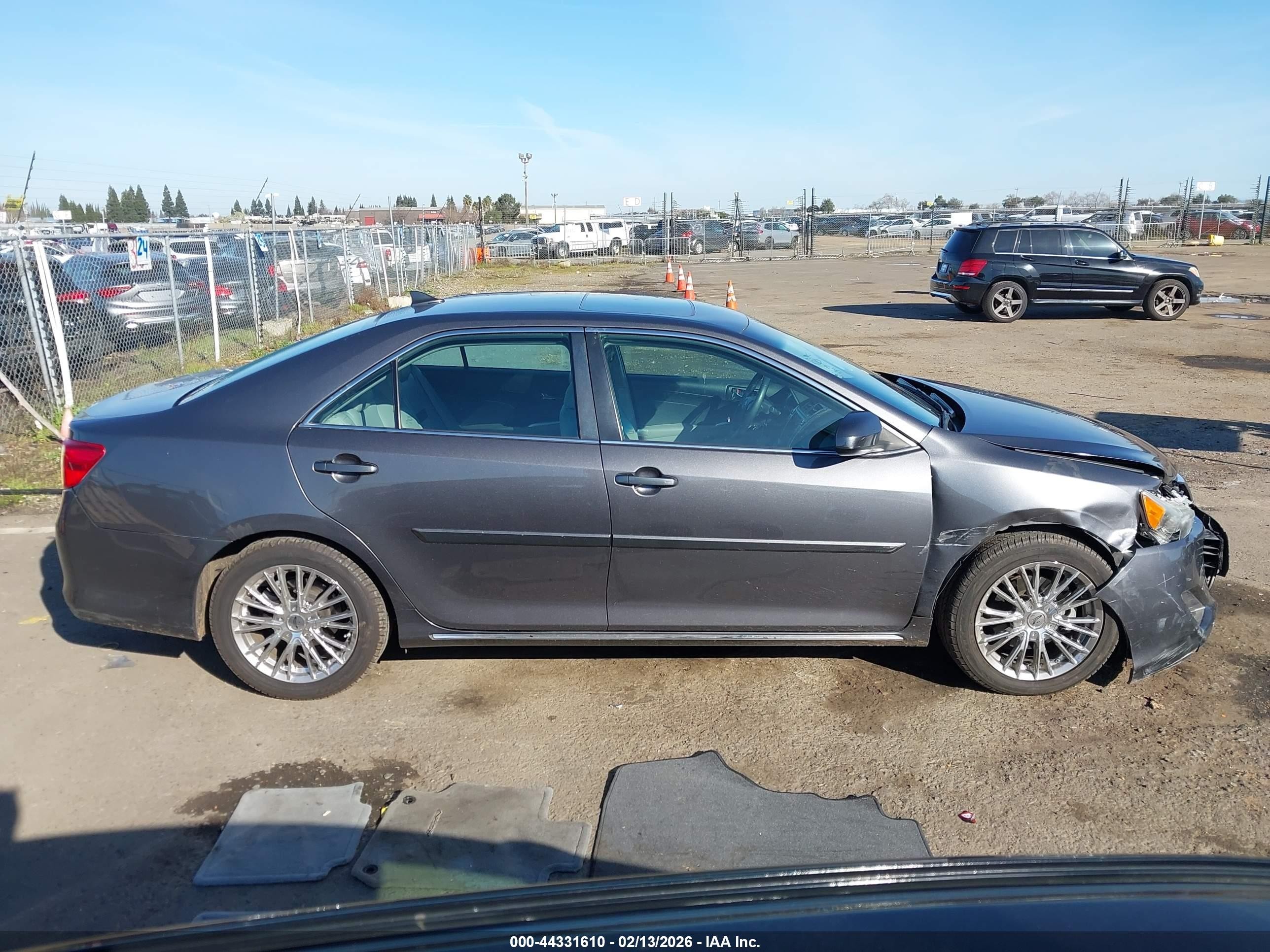 2014 Toyota Camry Xle V6 Gray vin: 4T1BK1FK0EU538193