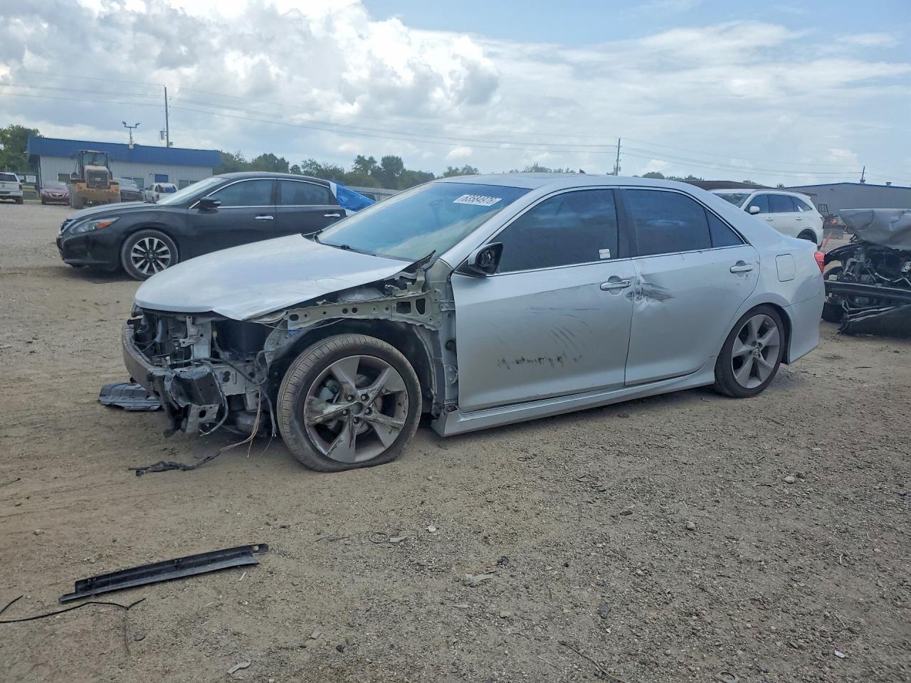 2014 Toyota Camry Se V6 Silver vin: 4T1BK1FK0EU546942