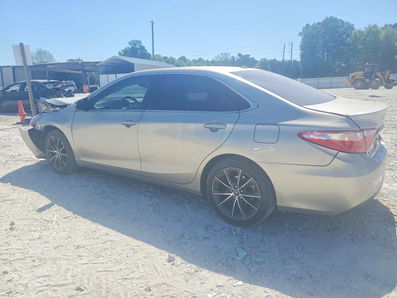 2015 Toyota Camry Xse V6 Желто-коричневый vin: 4T1BK1FK0FU028136