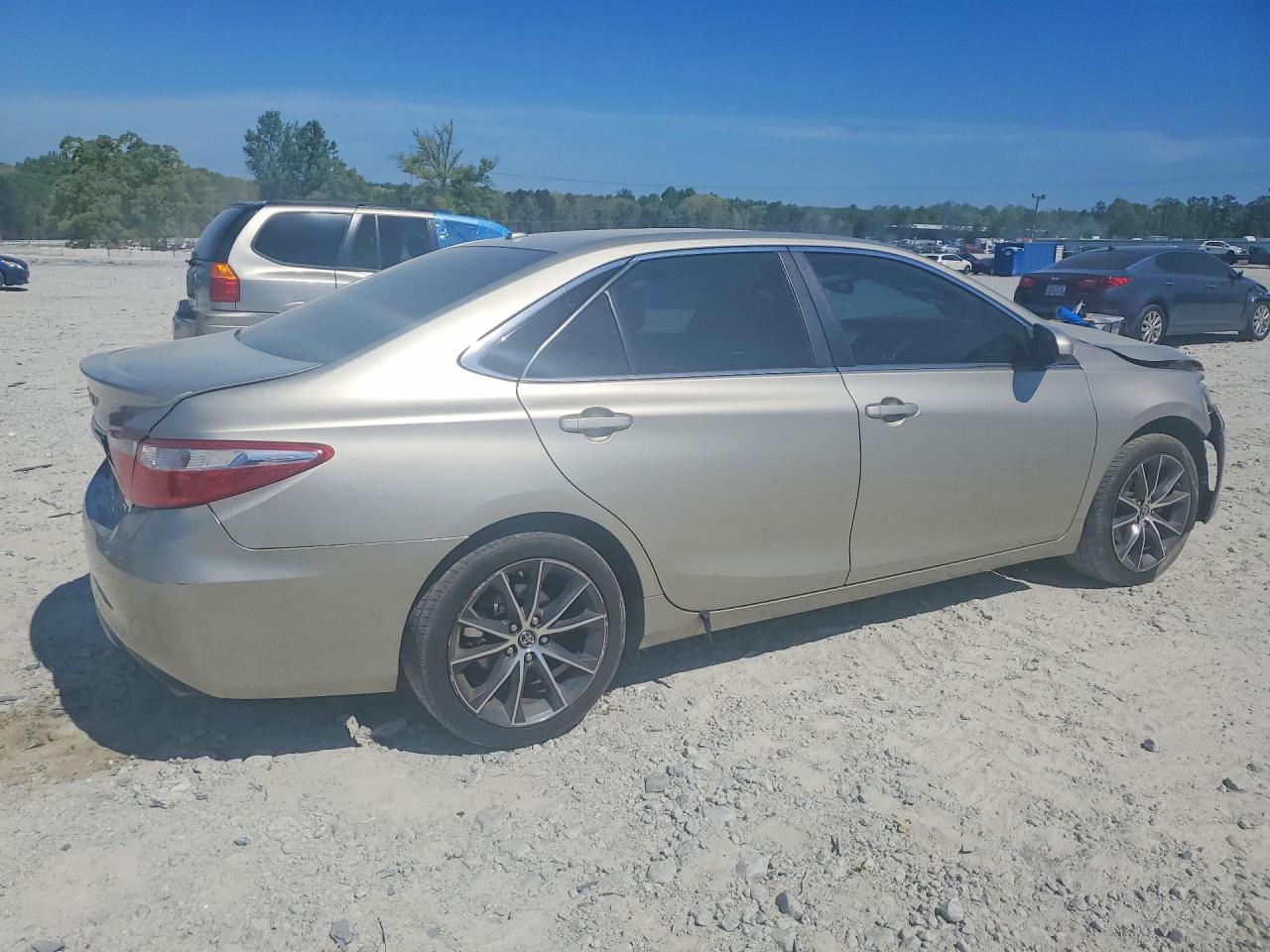 2015 Toyota Camry Xse V6 Желто-коричневый vin: 4T1BK1FK0FU028136