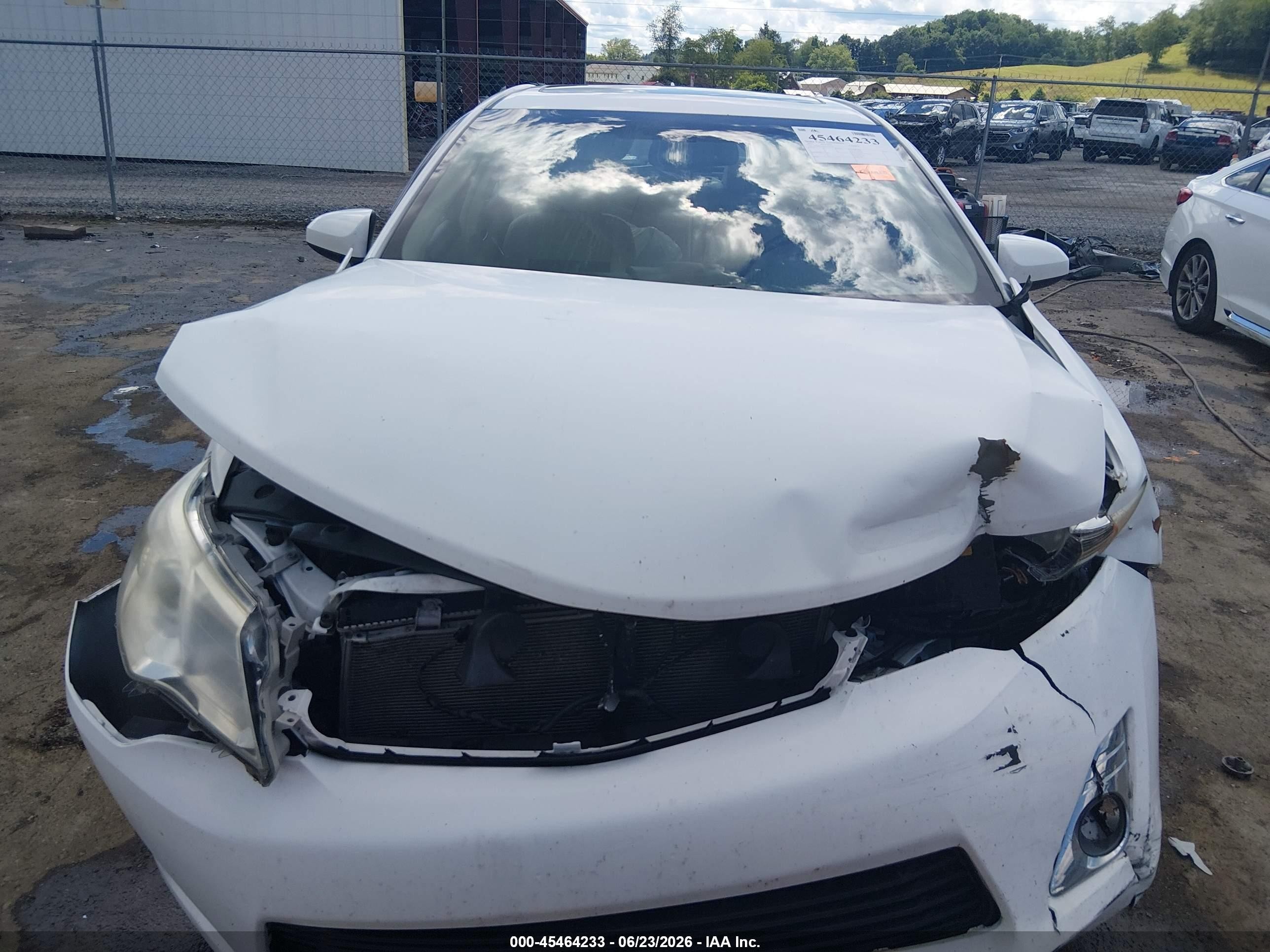 2012 Toyota Camry Xle V6 White vin: 4T1BK1FK1CU522923