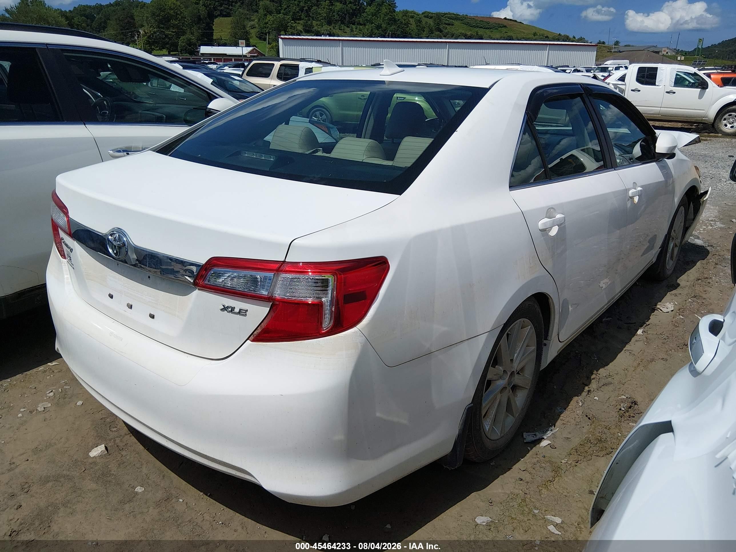 2012 Toyota Camry Xle V6 White vin: 4T1BK1FK1CU522923