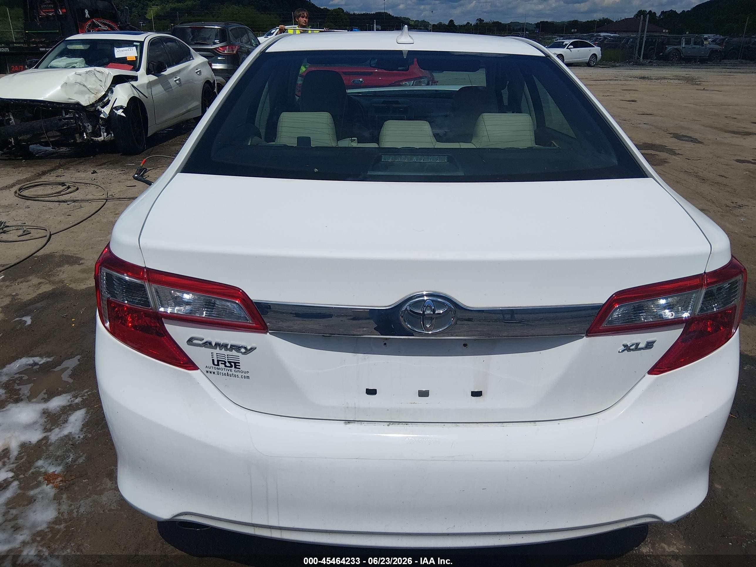 2012 Toyota Camry Xle V6 White vin: 4T1BK1FK1CU522923