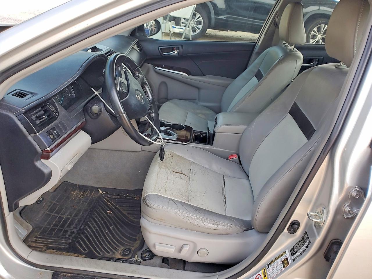 2013 Toyota Camry Xle V6 Silver vin: 4T1BK1FK1DU527847