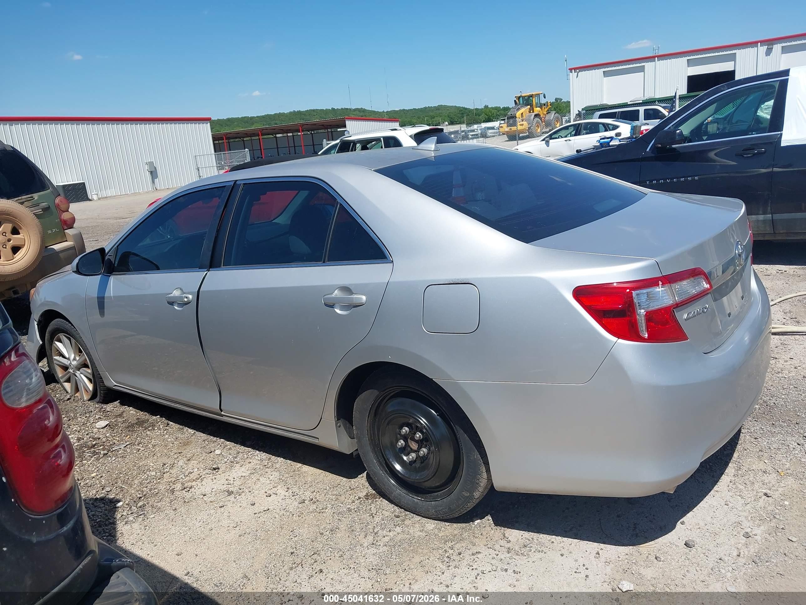 2013 Toyota Camry Xle V6 Серебряный vin: 4T1BK1FK1DU531073