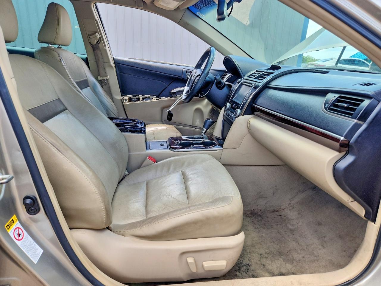 2014 Toyota Camry Xle V6 Gold vin: 4T1BK1FK1EU026250