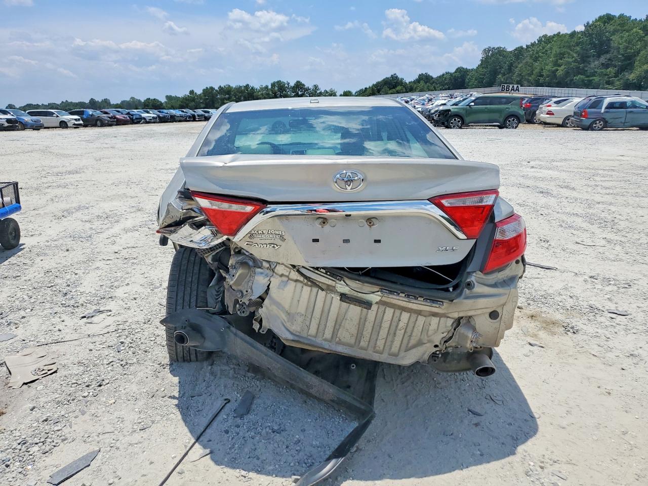 2015 Toyota Camry Xle V6 Beige vin: 4T1BK1FK1FU029070