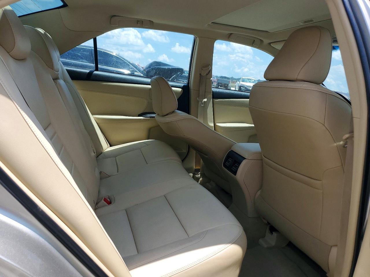 2015 Toyota Camry Xle V6 Beige vin: 4T1BK1FK1FU029070