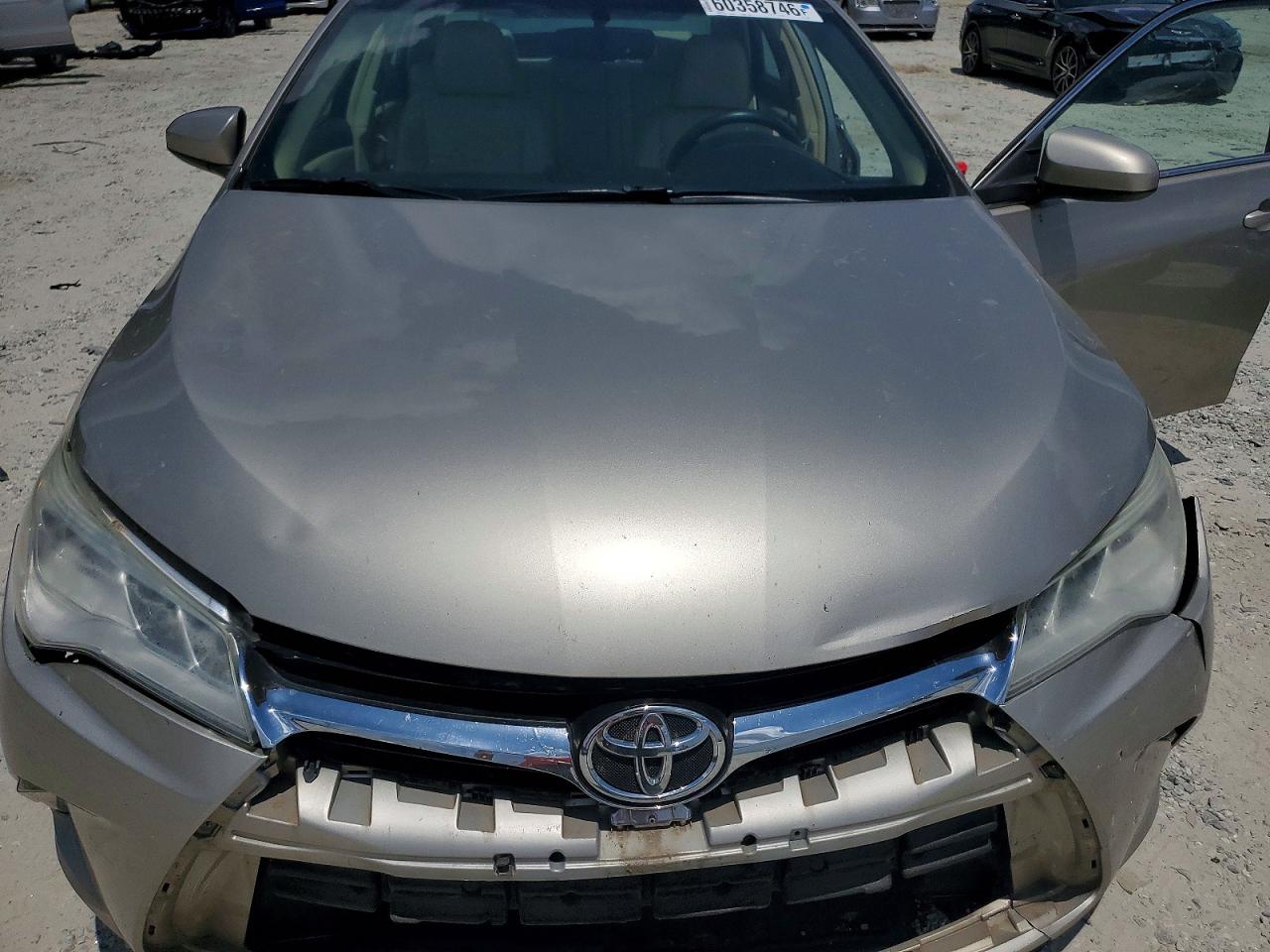 2015 Toyota Camry Xle V6 Beige vin: 4T1BK1FK1FU029070
