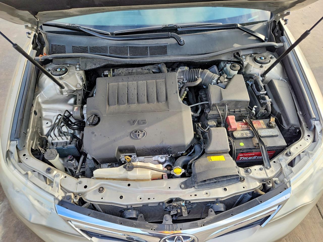 2013 Toyota Camry Xle V6 Beige vin: 4T1BK1FK2DU528330