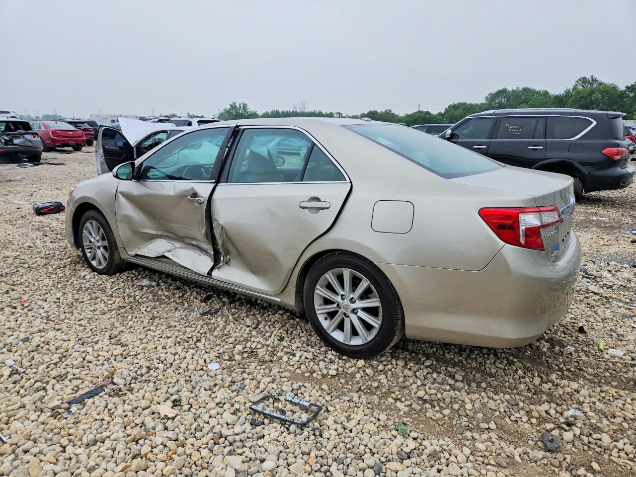 2014 Toyota Camry Xle V6 Beige vin: 4T1BK1FK2EU024037