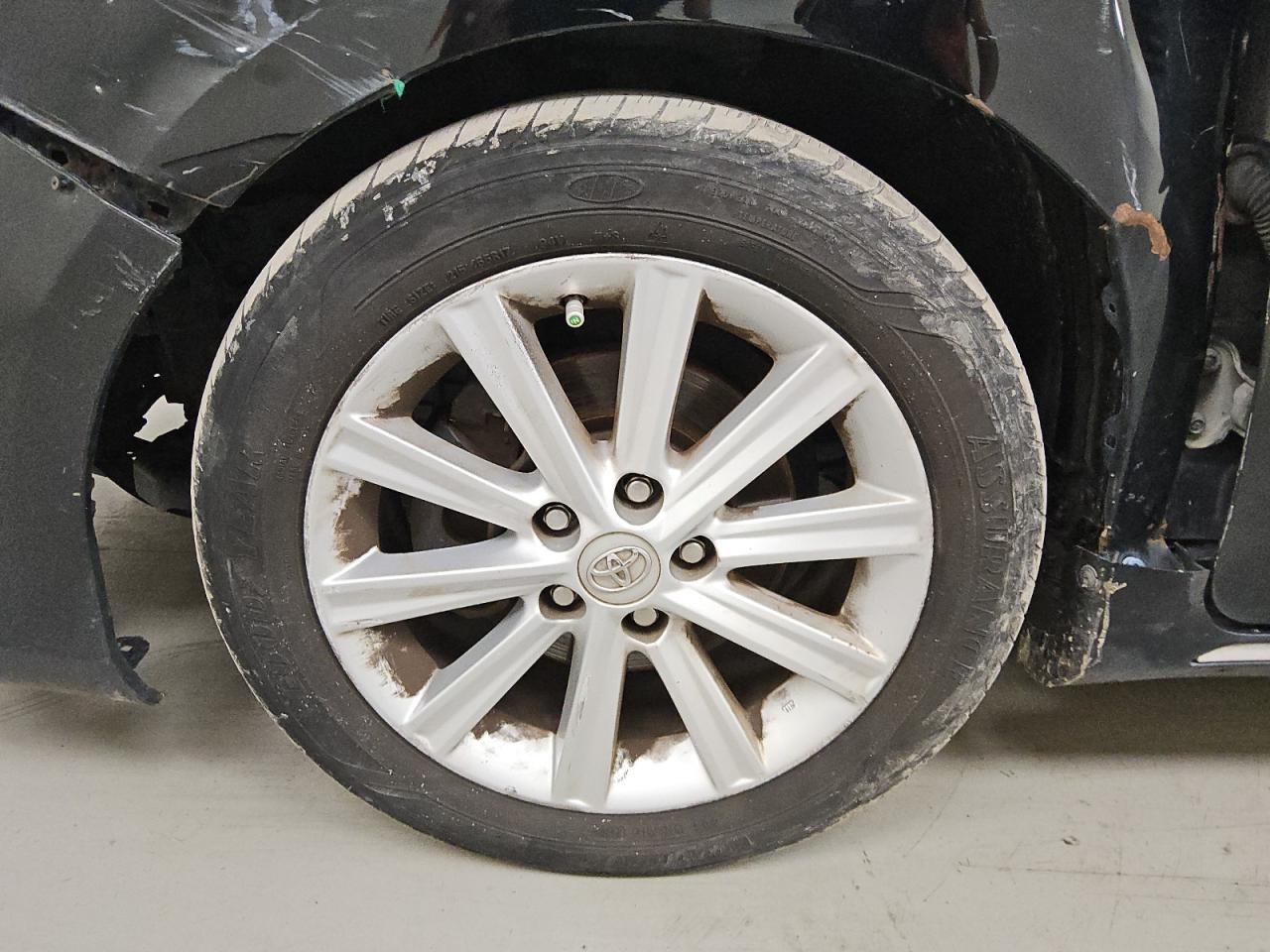 2014 Toyota Camry Xle V6 Black vin: 4T1BK1FK2EU025561 Damage: Left Front Wheel, Curb Rash, > 12 Inches
