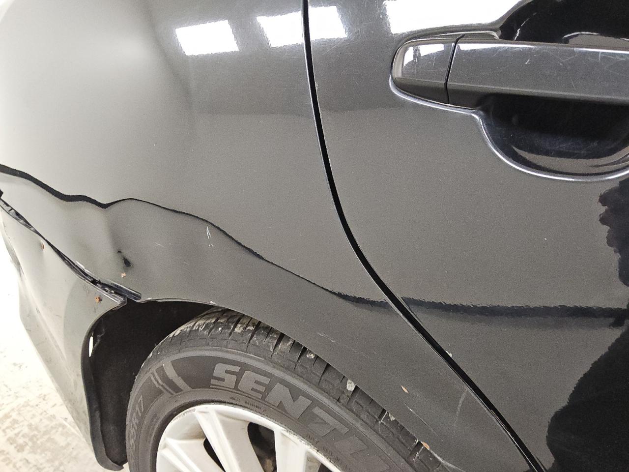 2014 Toyota Camry Xle V6 Black vin: 4T1BK1FK2EU025561 Damage: Right Qtr Panel, Dent(S) W/ Paint Dmg, > 12 Inches