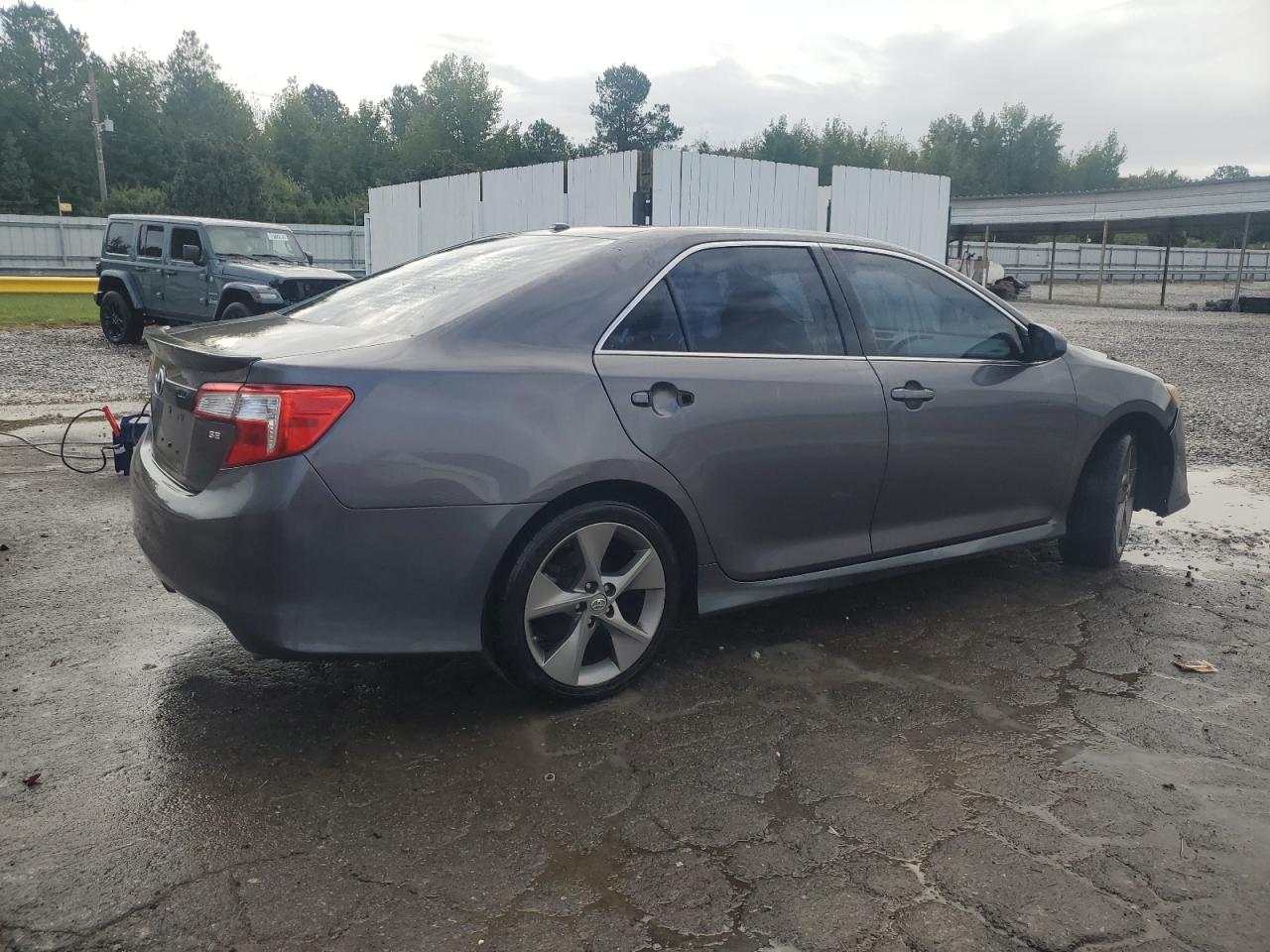 2014 Toyota Camry Se V6 Silver vin: 4T1BK1FK2EU540544