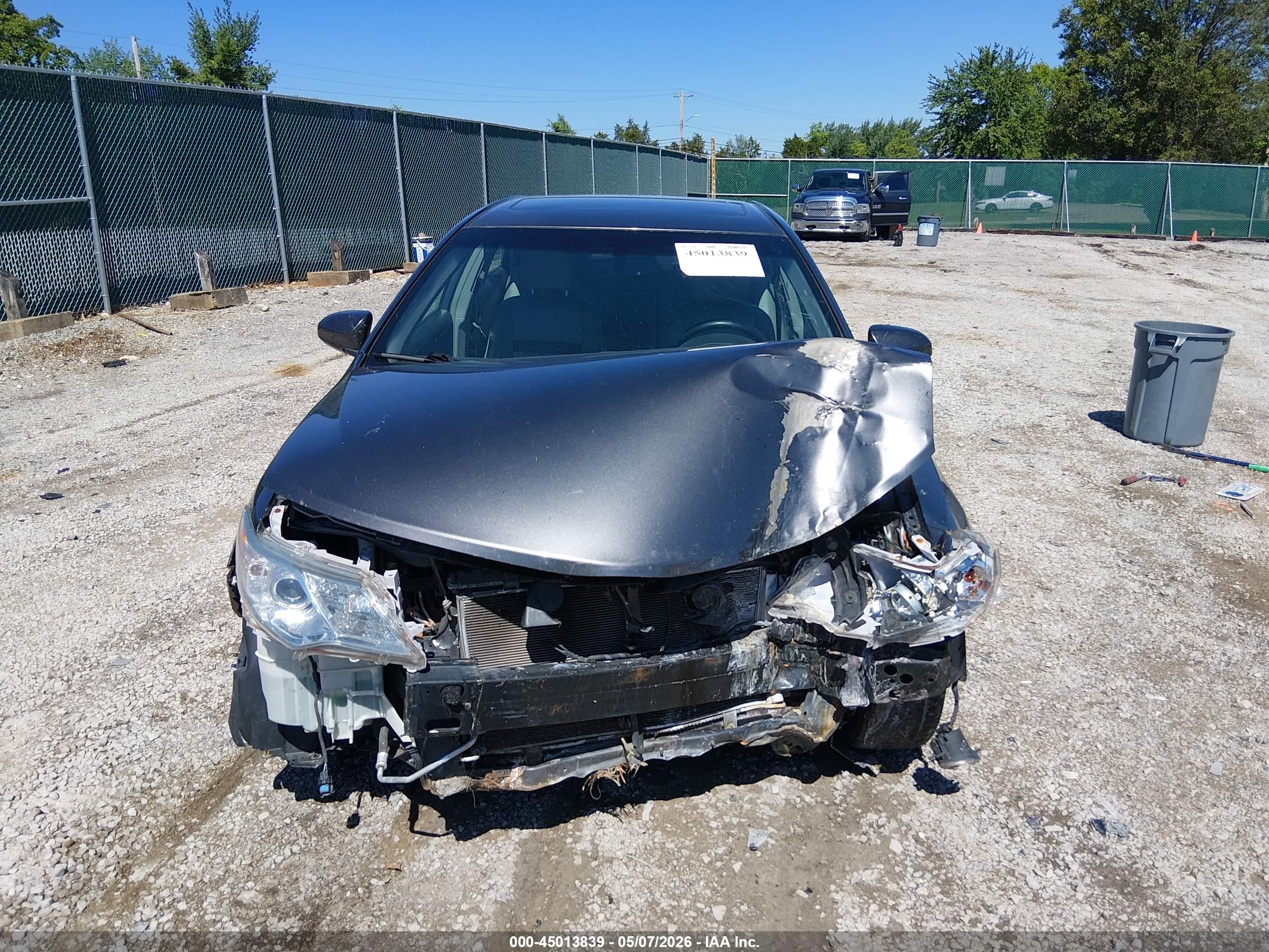 2014 Toyota Camry Xle V6 Серый vin: 4T1BK1FK2EU544531