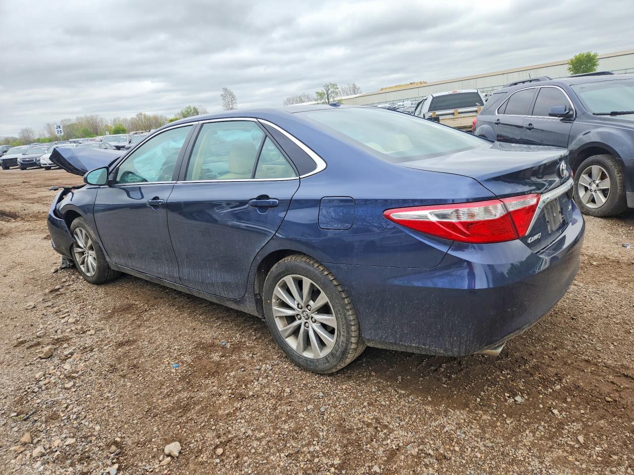 2015 Toyota Camry Xle V6 Blue vin: 4T1BK1FK2FU564943