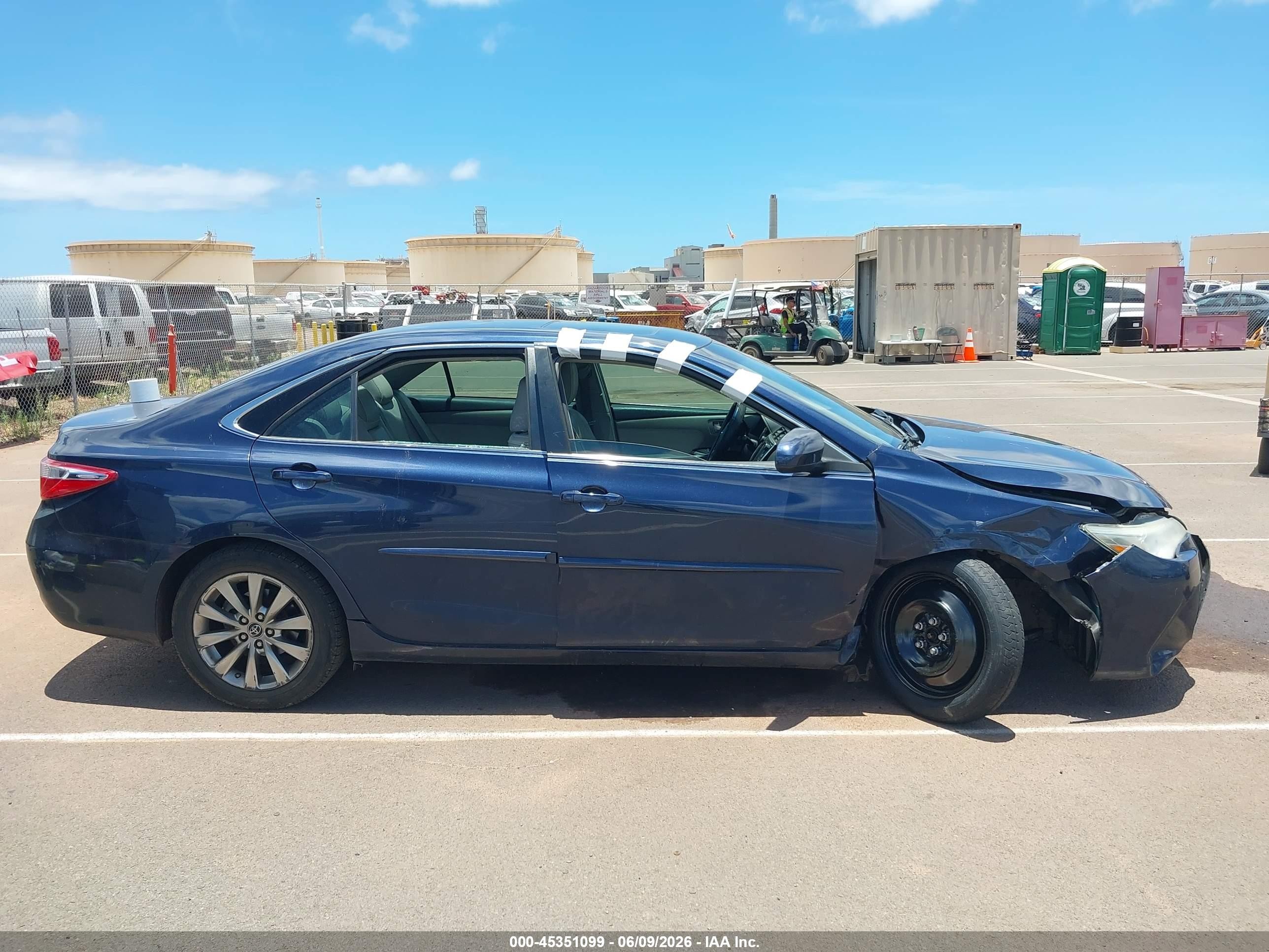 2015 Toyota Camry Xle V6 Blue vin: 4T1BK1FK2FU565591