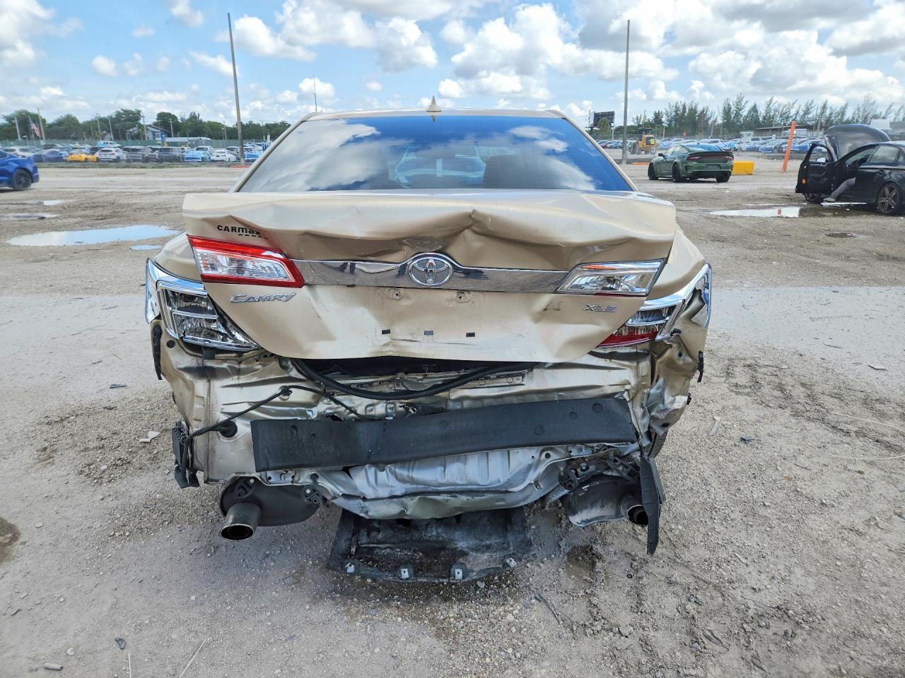 2012 Toyota Camry Xle V6 Бежевый vin: 4T1BK1FK3CU513916