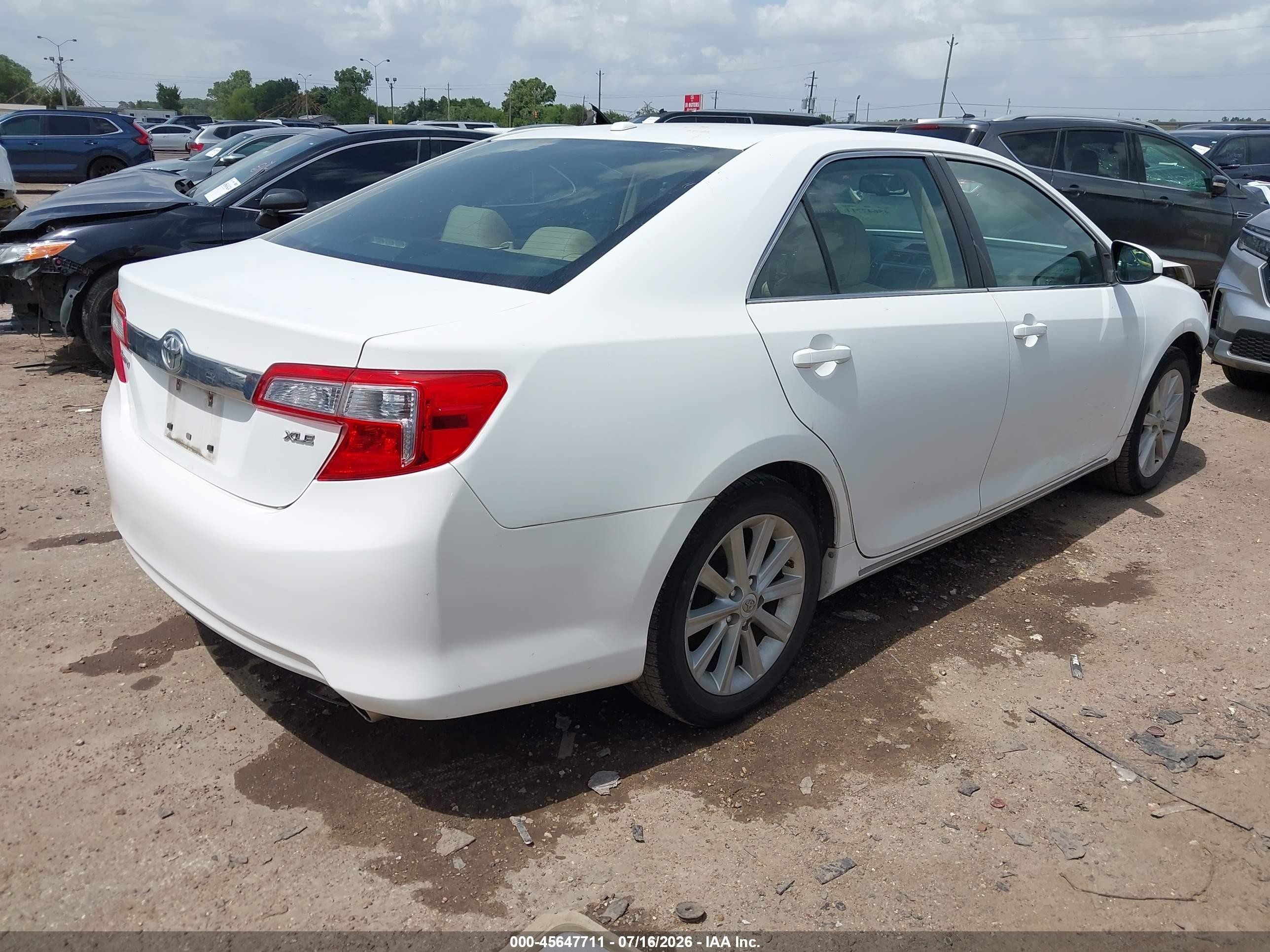 2012 Toyota Camry Xle V6 White vin: 4T1BK1FK3CU516895