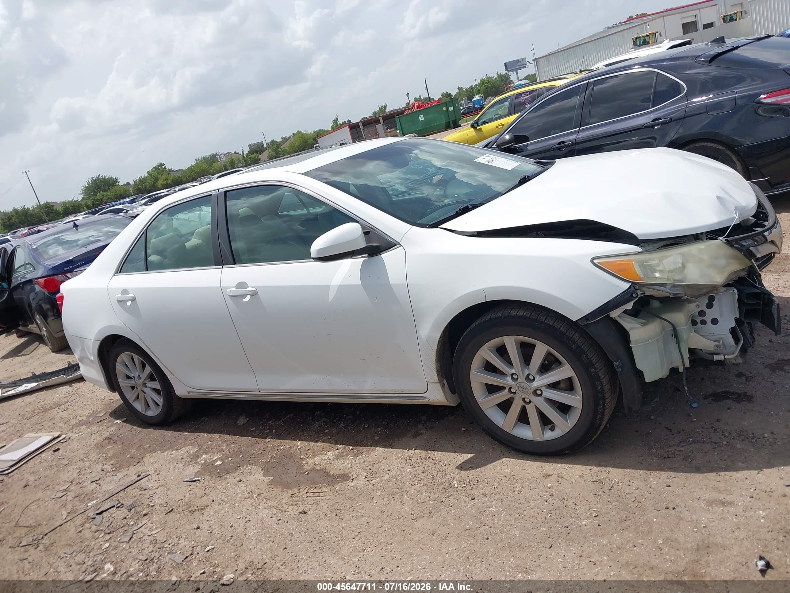 2012 Toyota Camry Xle V6 White vin: 4T1BK1FK3CU516895