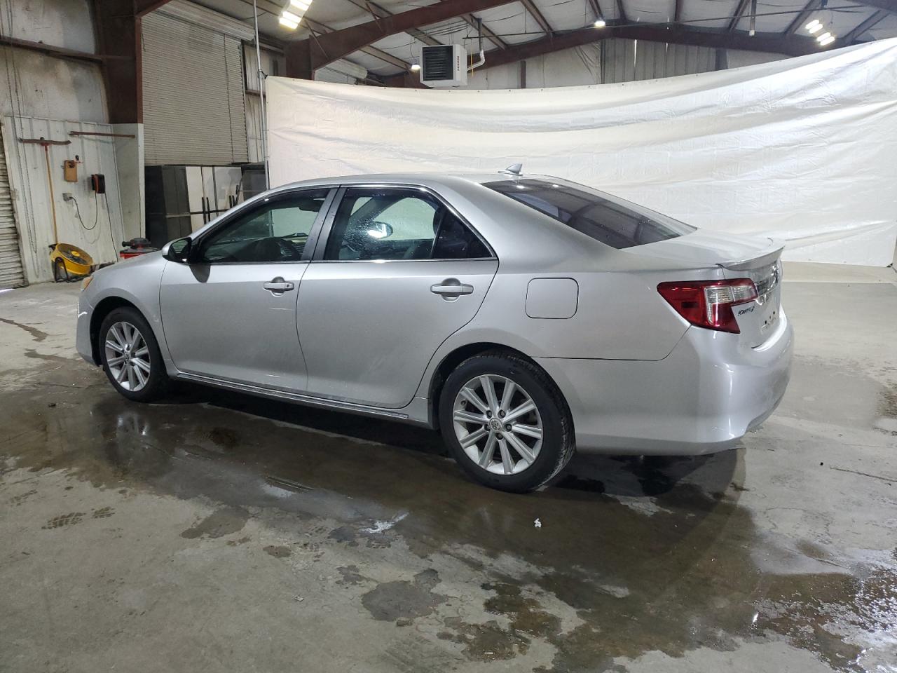 2012 Toyota Camry Xle V6 Silver vin: 4T1BK1FK3CU522504
