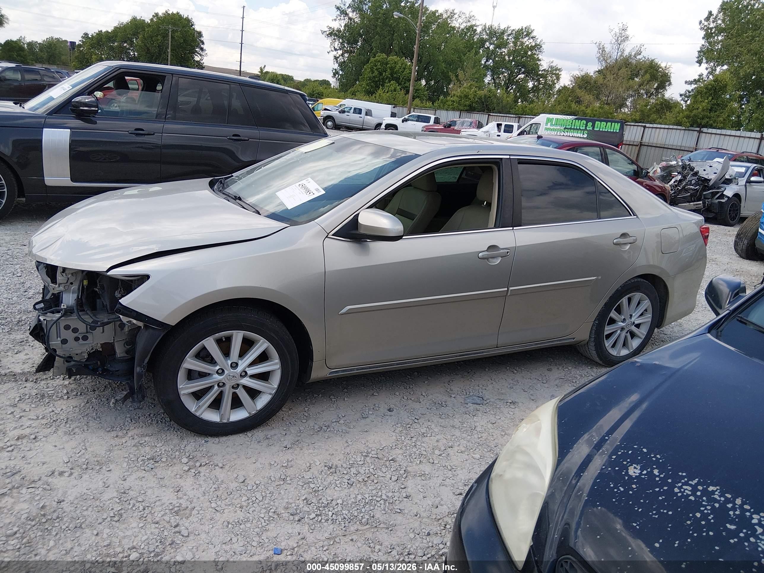 2014 Toyota Camry Xle V6 Beige vin: 4T1BK1FK3EU538351